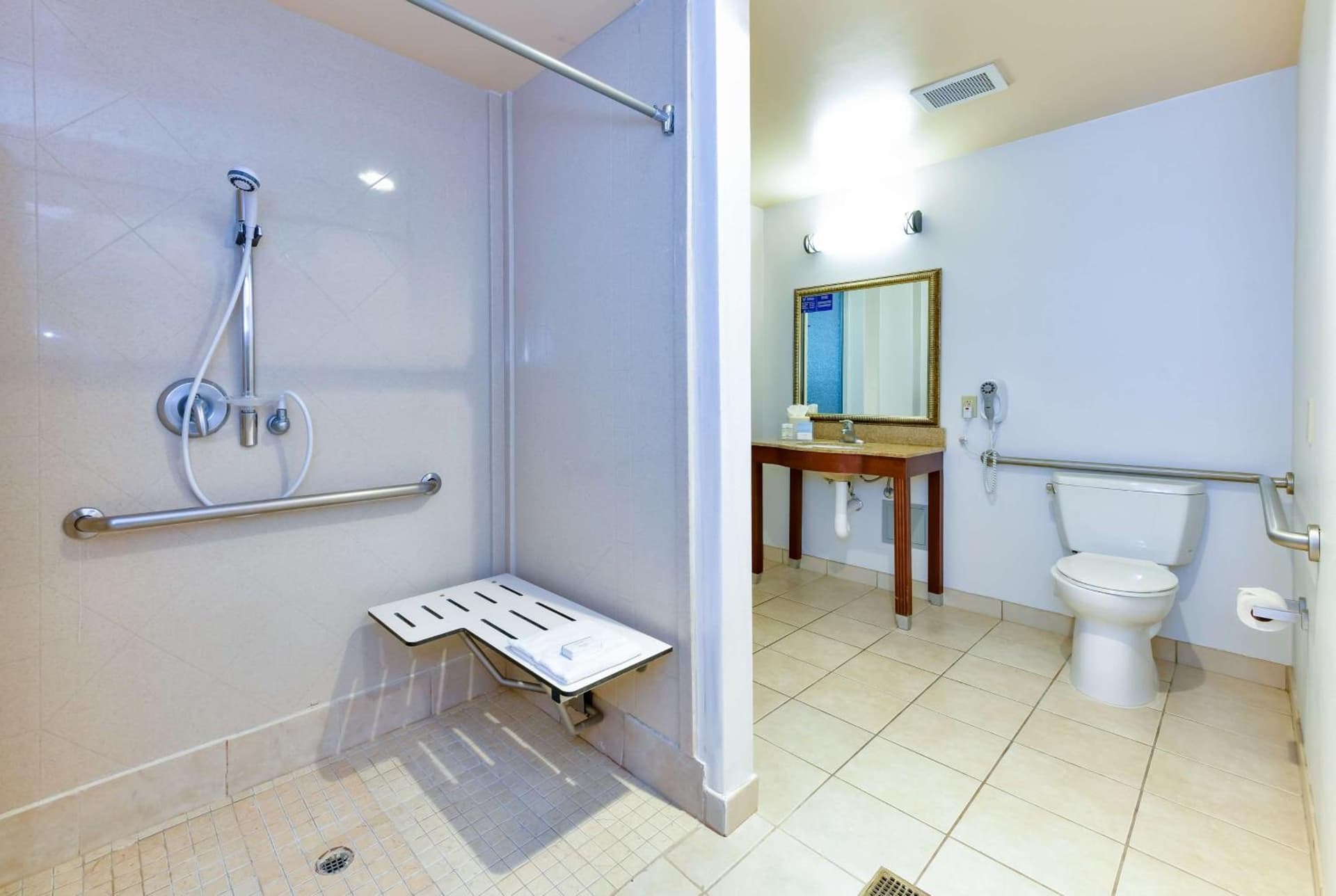 Hampton Inn & Suites Pittsburg gallery photo in Pittsburg, CA — image 92