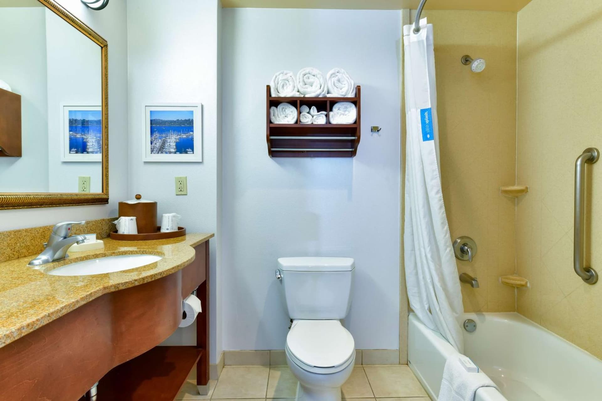 Hampton Inn & Suites Pittsburg gallery photo in Pittsburg, CA — image 4