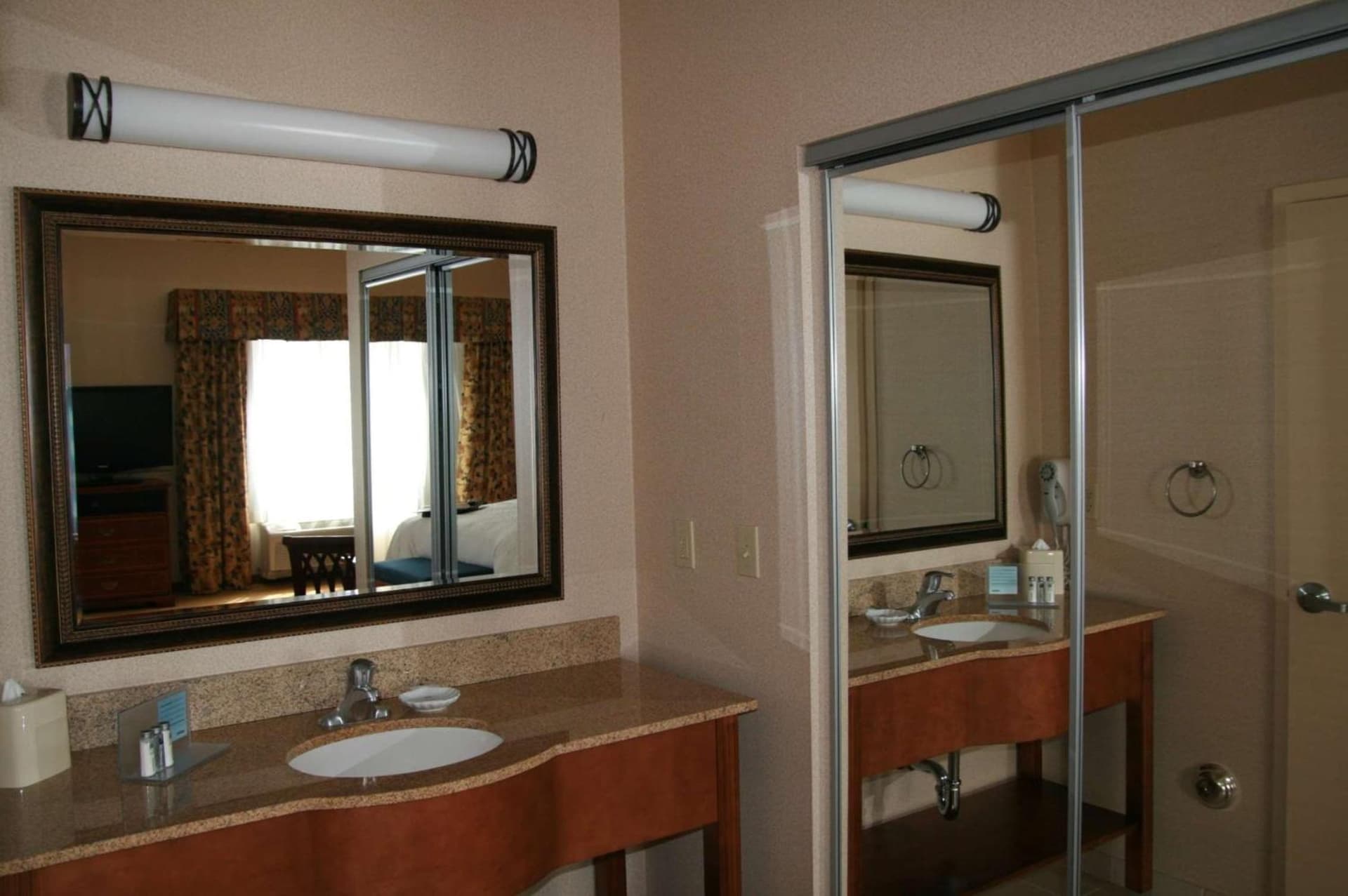 Hampton Inn & Suites Pittsburg gallery photo in Pittsburg, CA — image 88