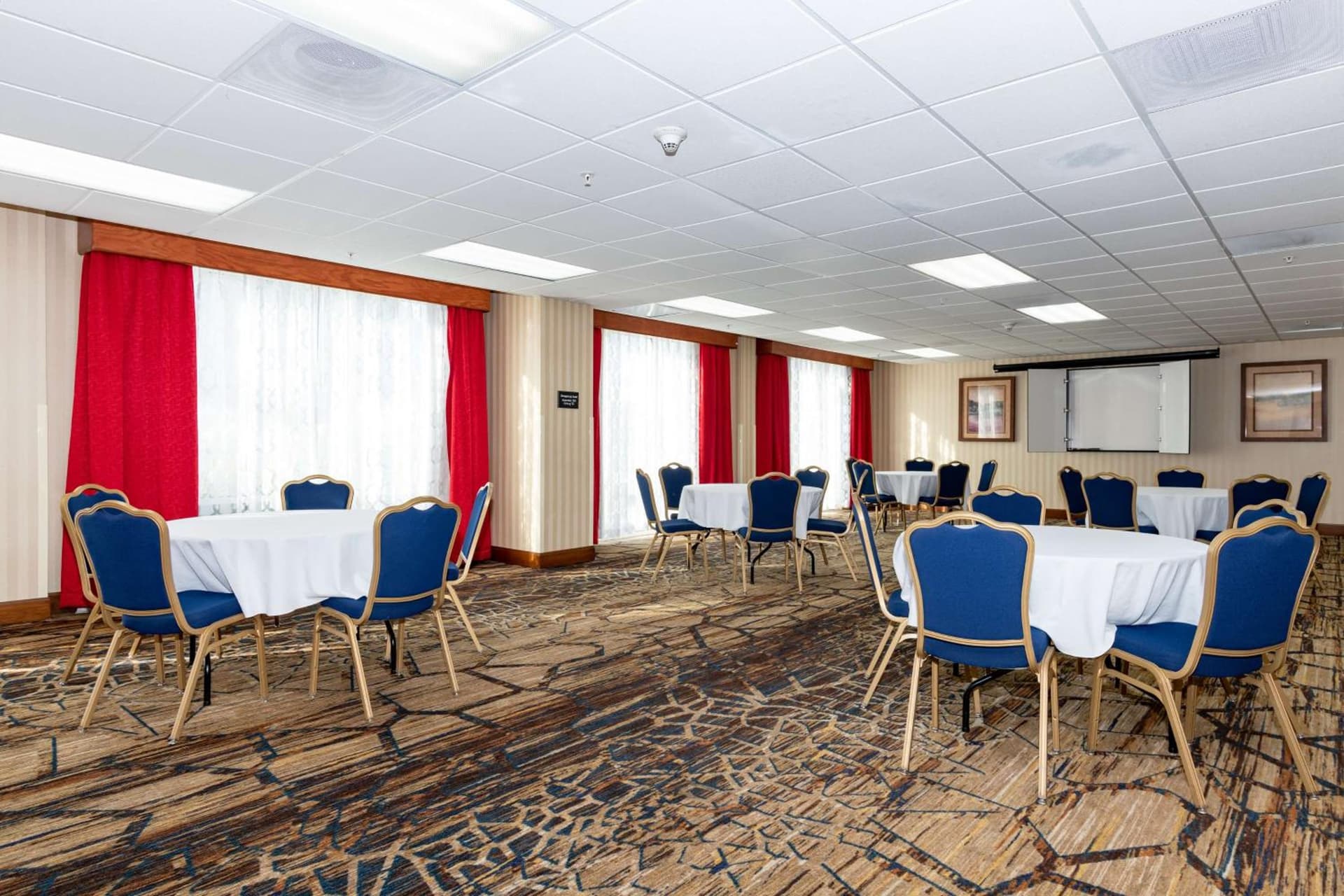 Hampton Inn & Suites Pittsburg gallery photo in Pittsburg, CA — image 78