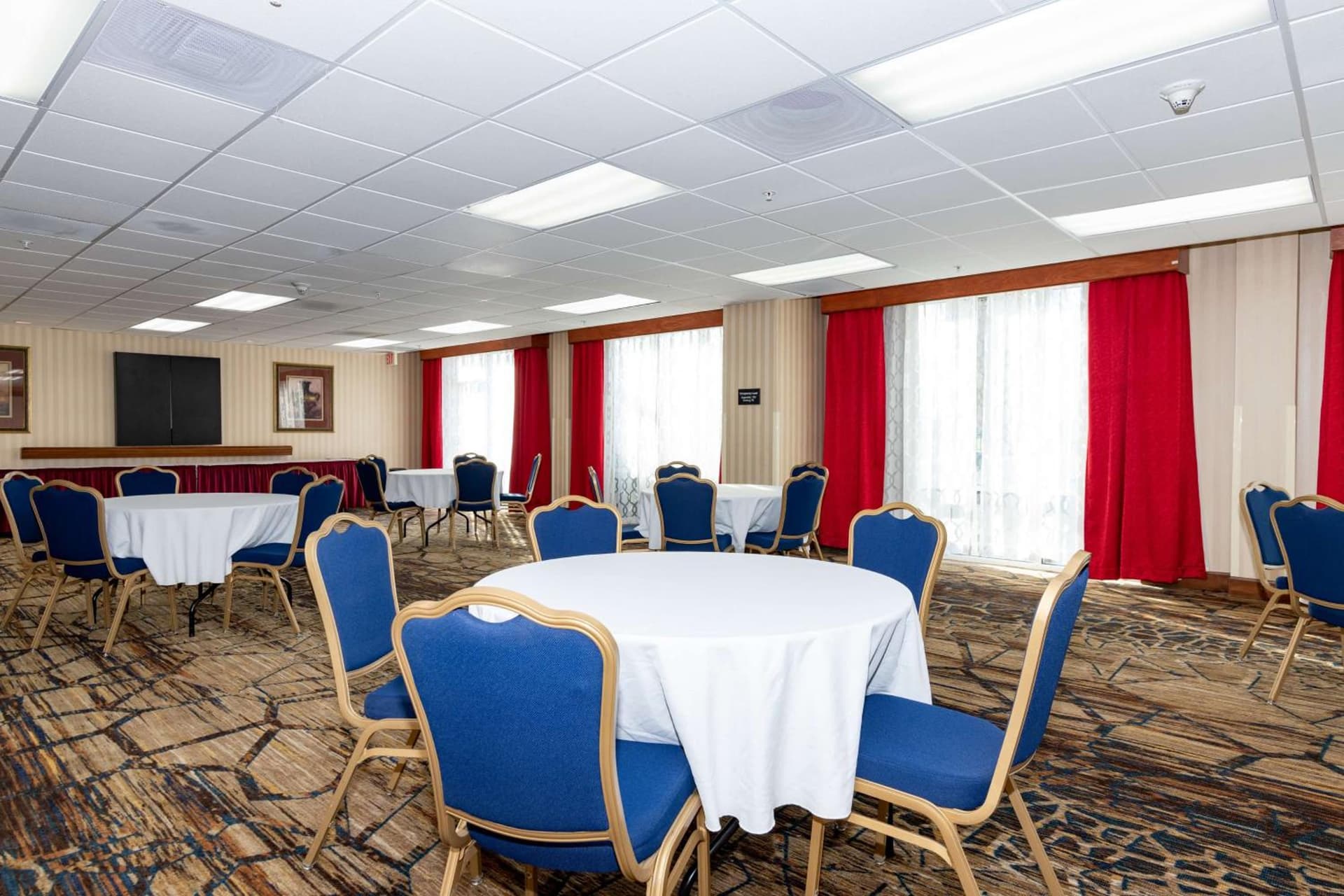 Hampton Inn & Suites Pittsburg gallery photo in Pittsburg, CA — image 83