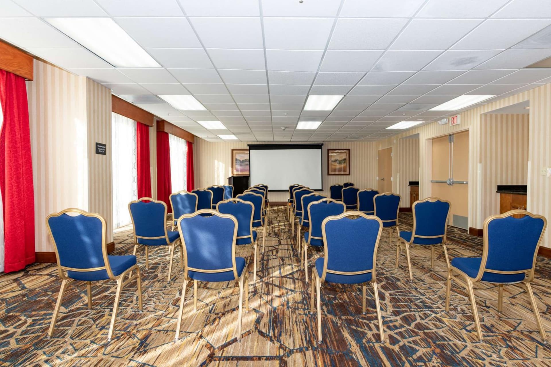 Hampton Inn & Suites Pittsburg gallery photo in Pittsburg, CA — image 51