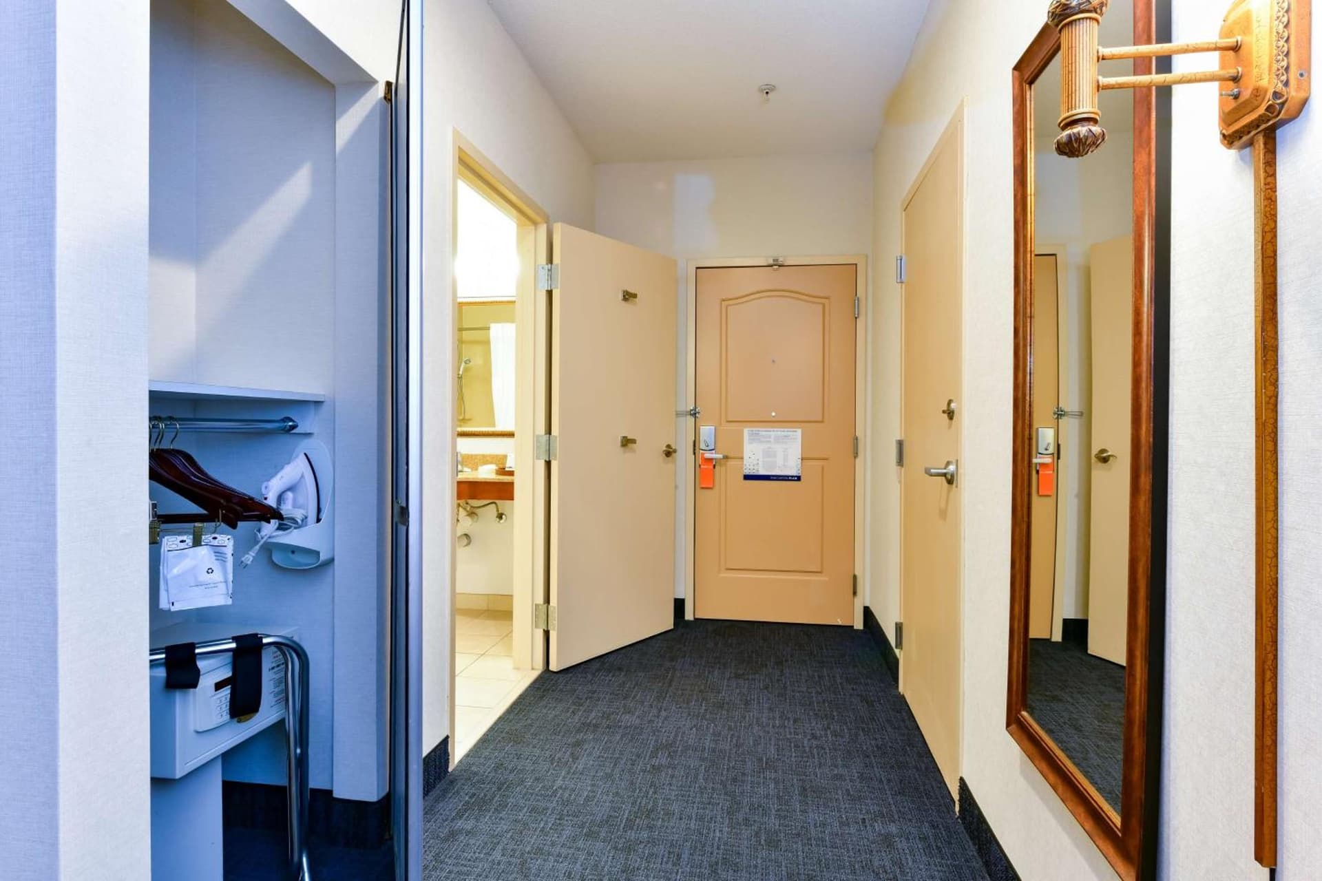 Hampton Inn & Suites Pittsburg gallery photo in Pittsburg, CA — image 9