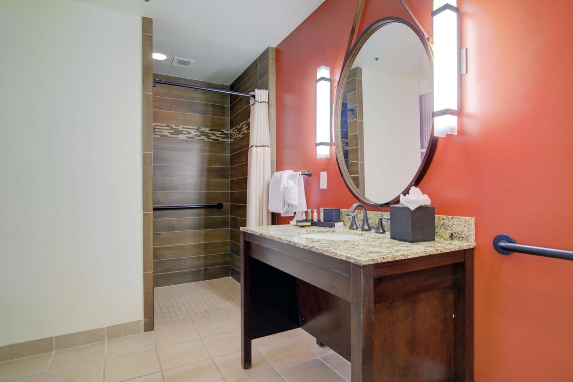 The Emily Morgan Hotel - A DoubleTree by Hilton gallery photo in San Antonio, TX — image 40
