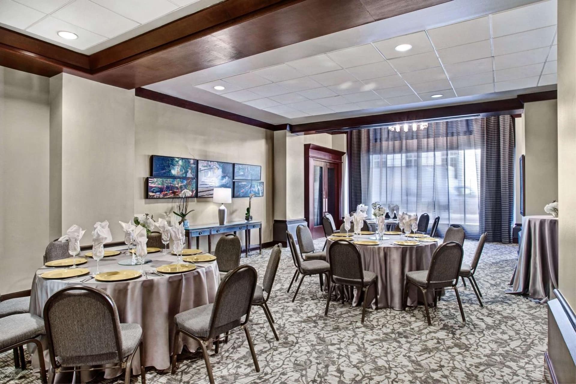 The Emily Morgan Hotel - A DoubleTree by Hilton gallery photo in San Antonio, TX — image 68