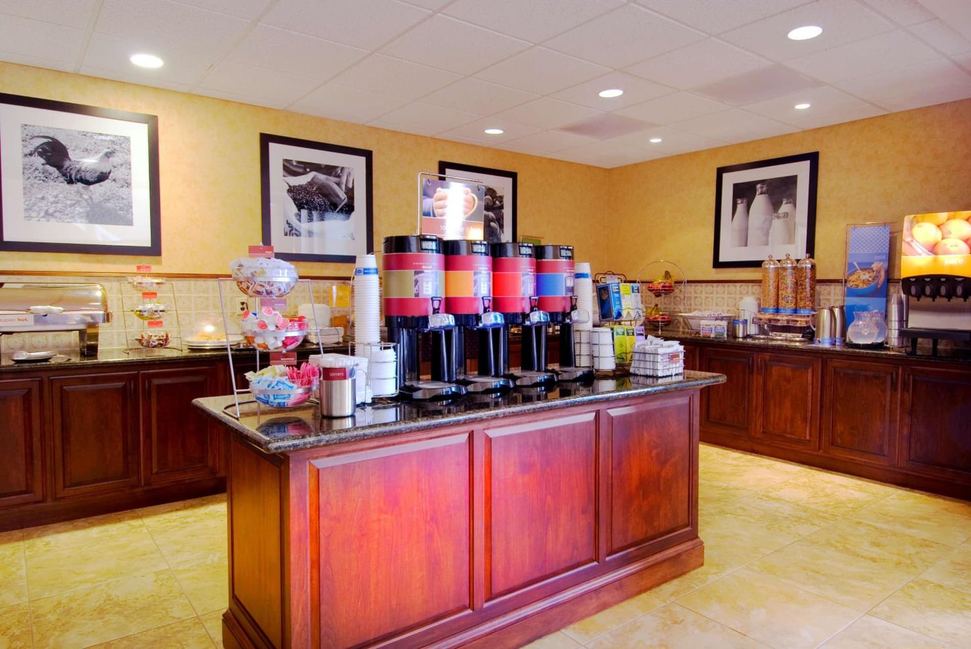 Hampton Inn & Suites Lodi gallery photo in Lodi, CA — image 19