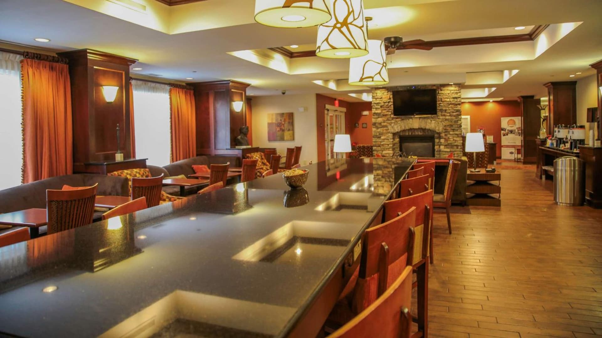 Hampton Inn Matamoras gallery photo in Matamoras, PA — image 5