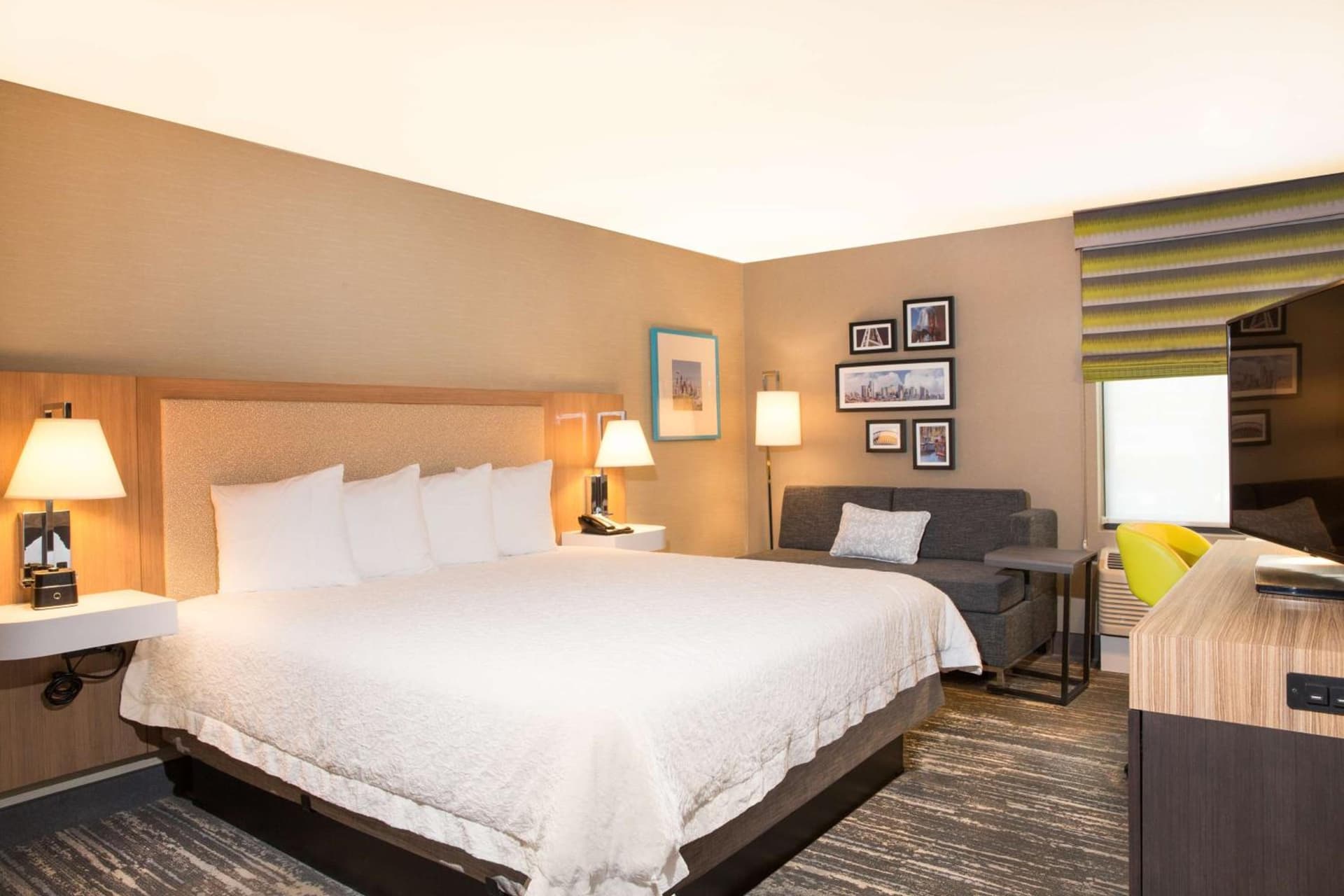 Hampton Inn & Suites Seattle-Downtown gallery photo in Seattle, WA — image 19