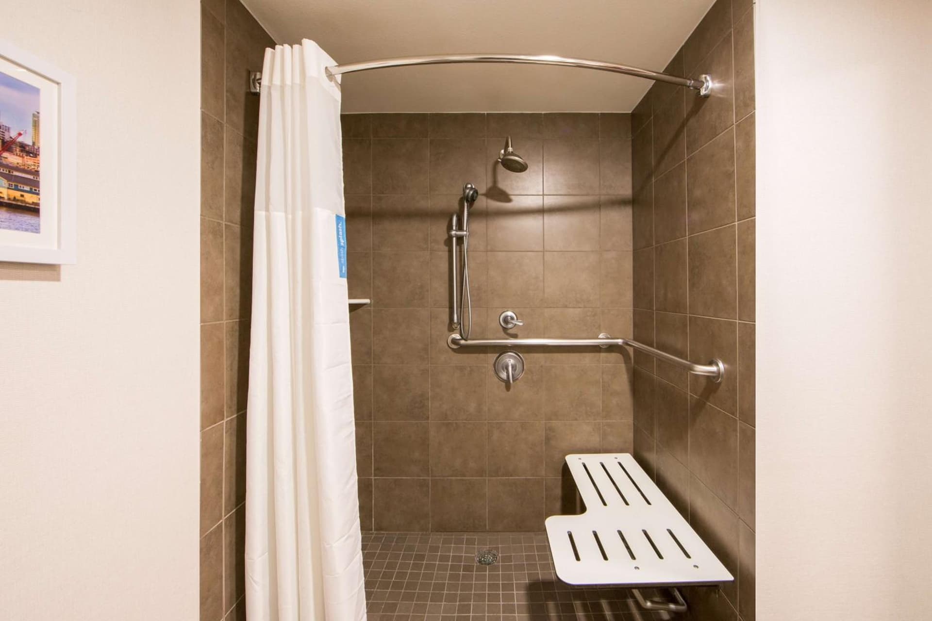 Hampton Inn & Suites Seattle-Downtown gallery photo in Seattle, WA — image 17