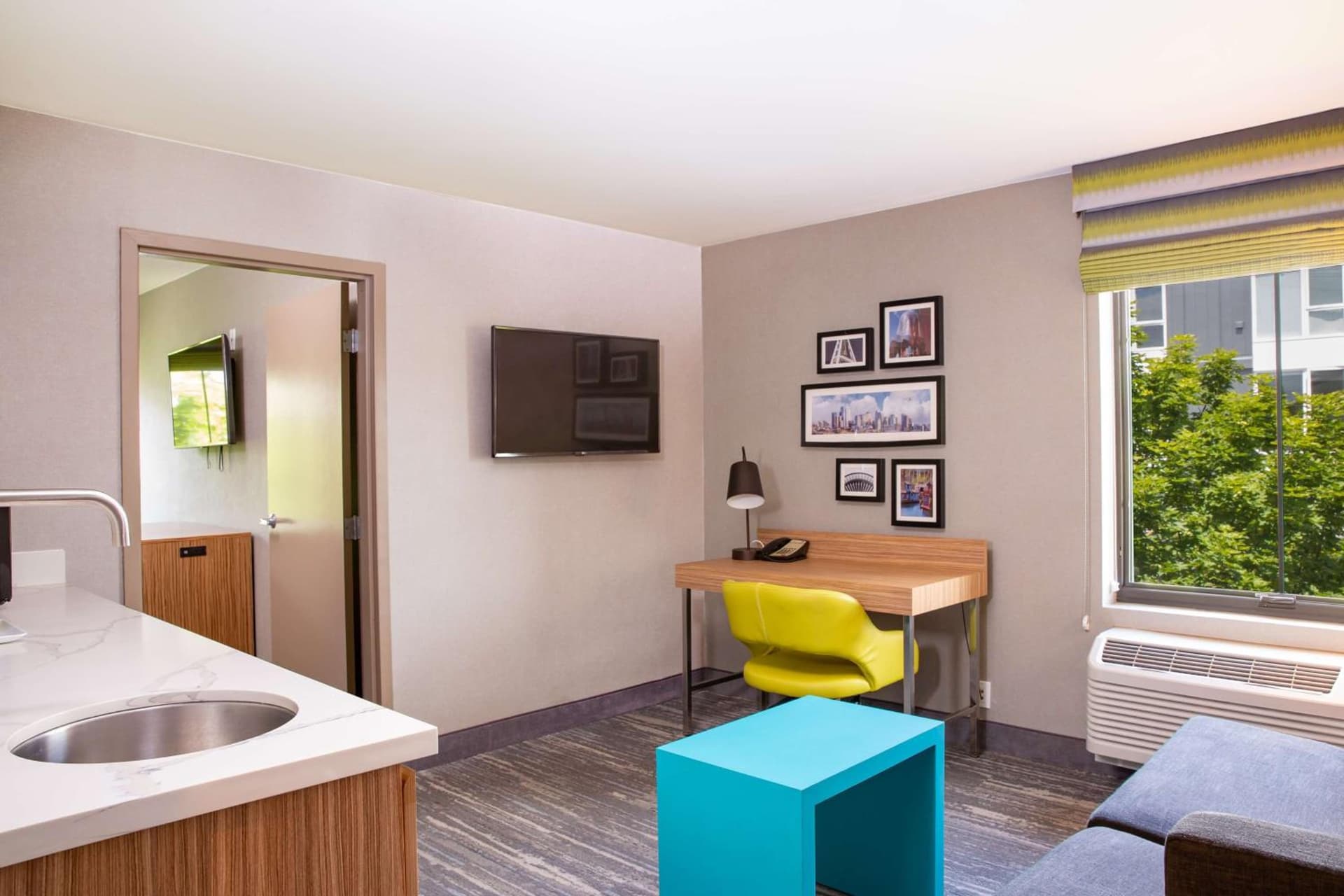 Hampton Inn & Suites Seattle-Downtown gallery photo in Seattle, WA — image 7