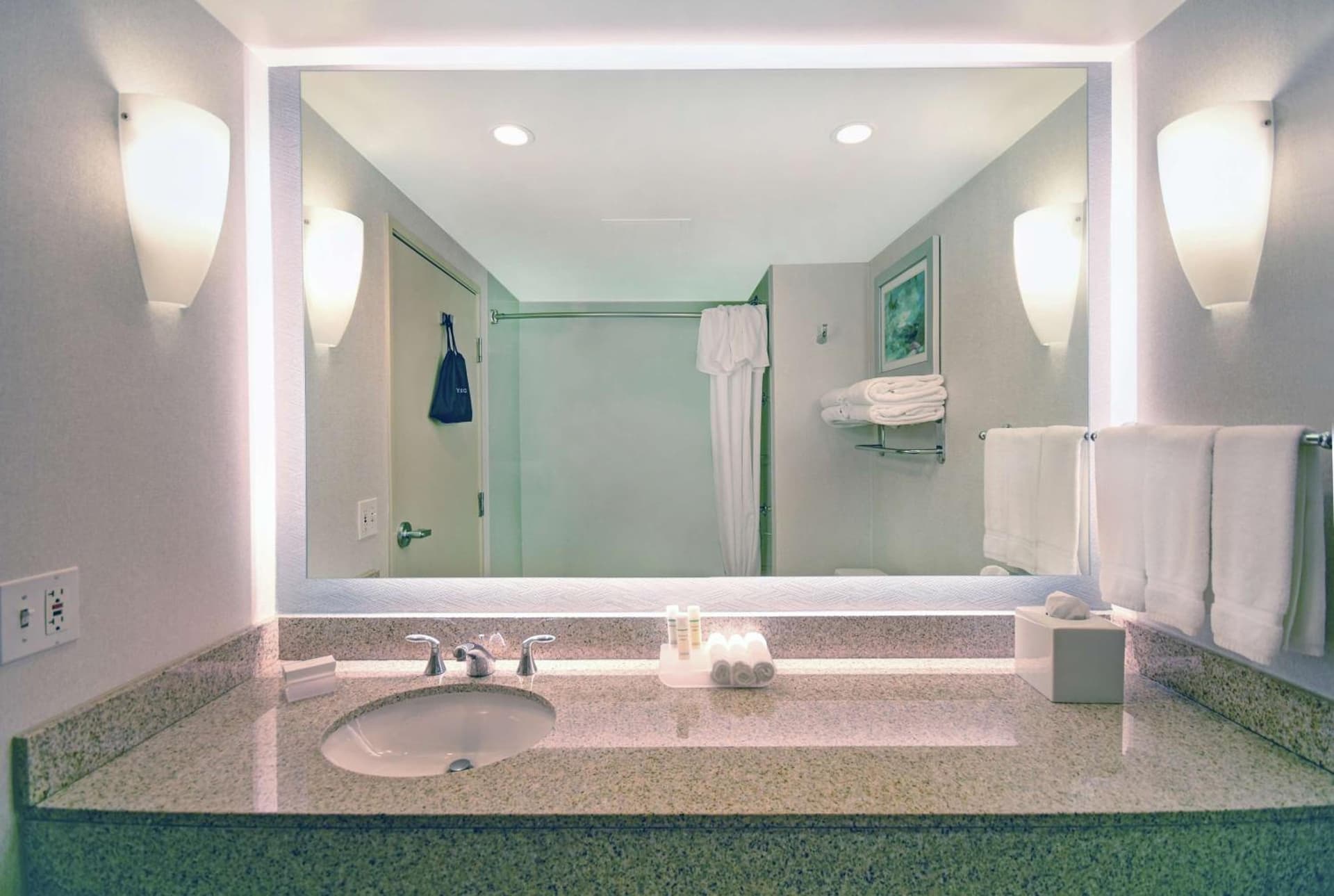 Homewood Suites by Hilton Seattle Downtown gallery photo in Seattle, WA — image 14