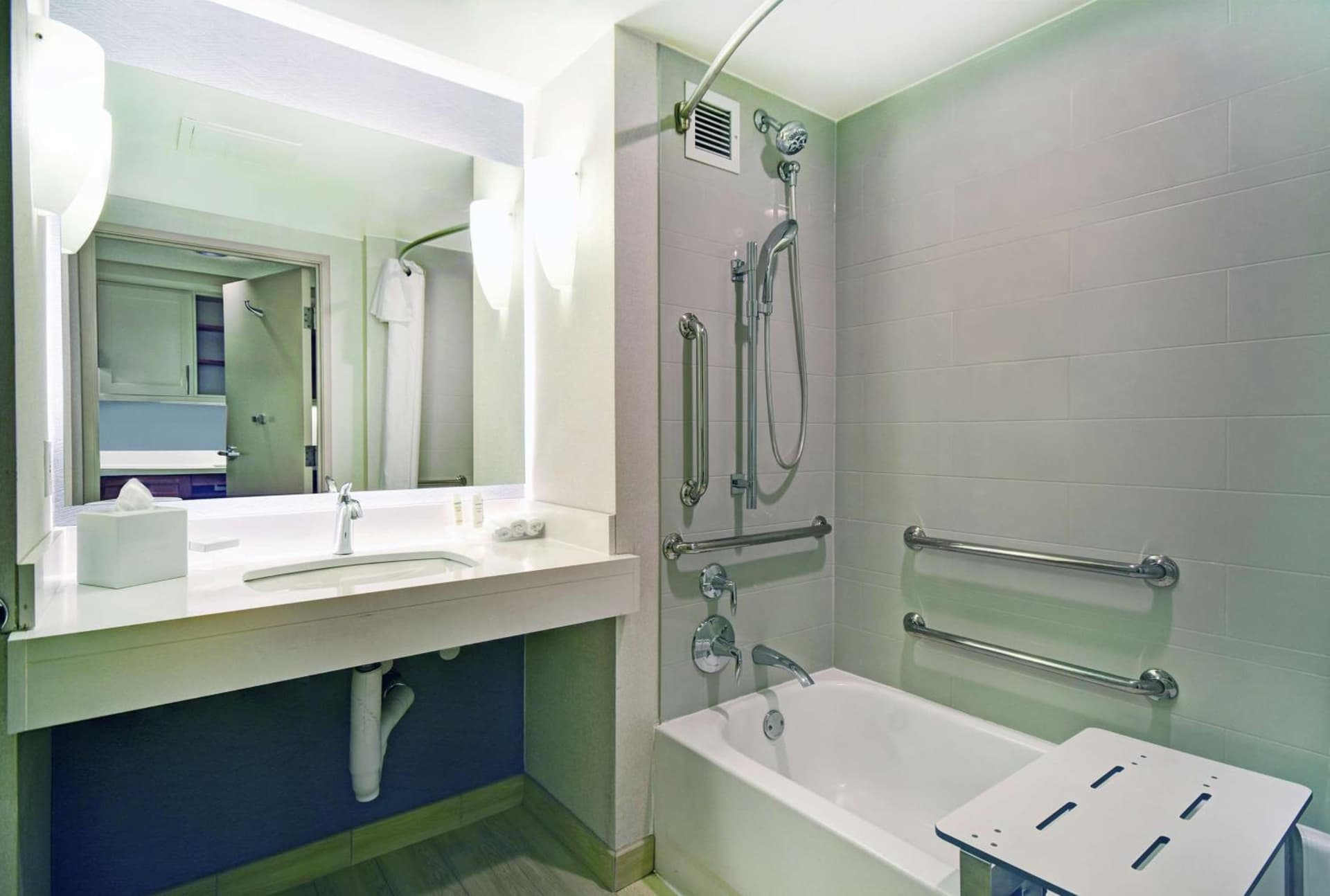 Homewood Suites by Hilton Seattle Downtown gallery photo in Seattle, WA — image 68