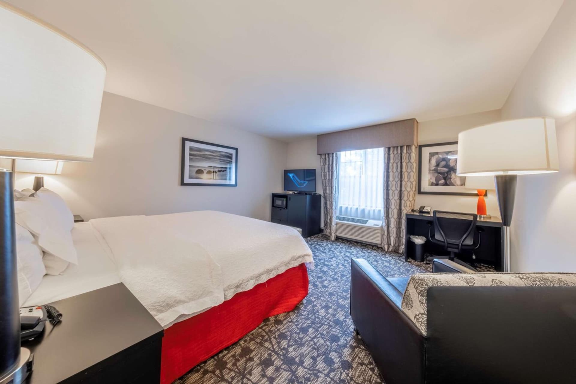 Hampton Inn & Suites DuPont gallery photo in DuPont, WA — image 16