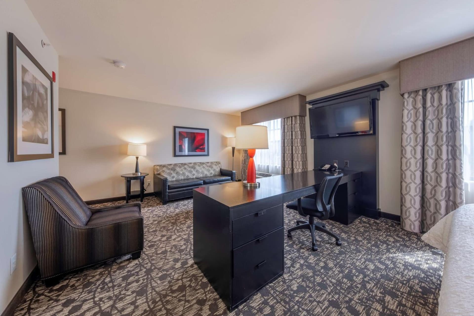 Hampton Inn & Suites DuPont gallery photo in DuPont, WA — image 7