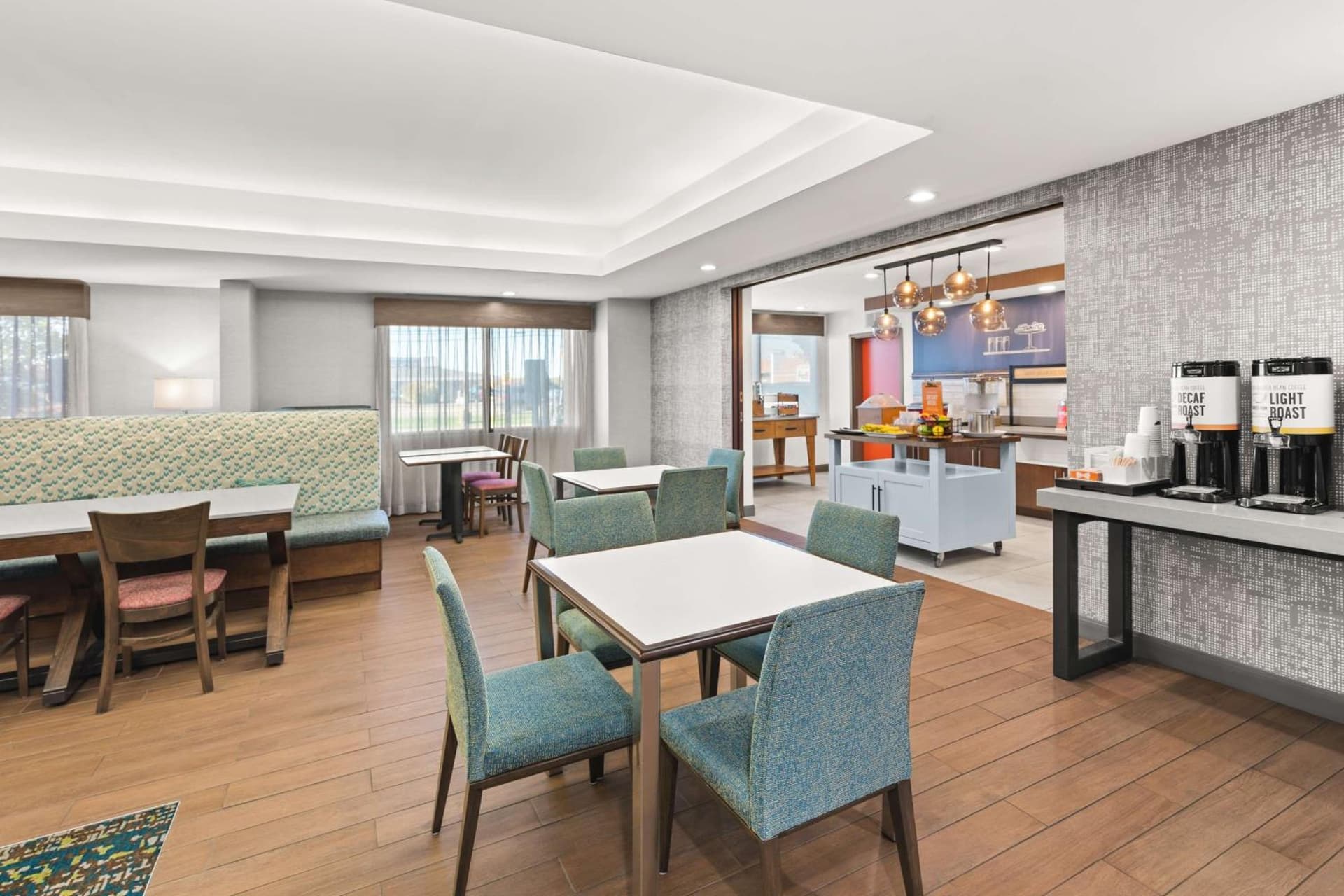 Hampton Inn Seekonk gallery photo in Seekonk, MA — image 21