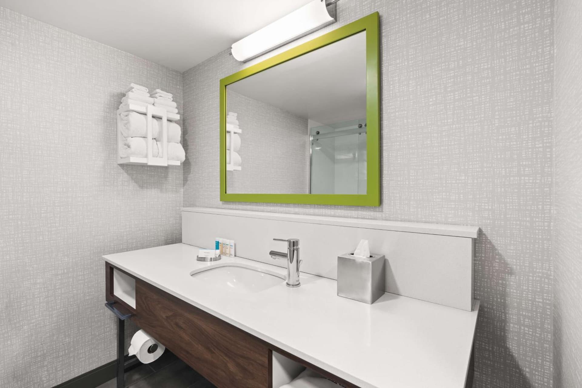 Hampton Inn Seekonk gallery photo in Seekonk, MA — image 18