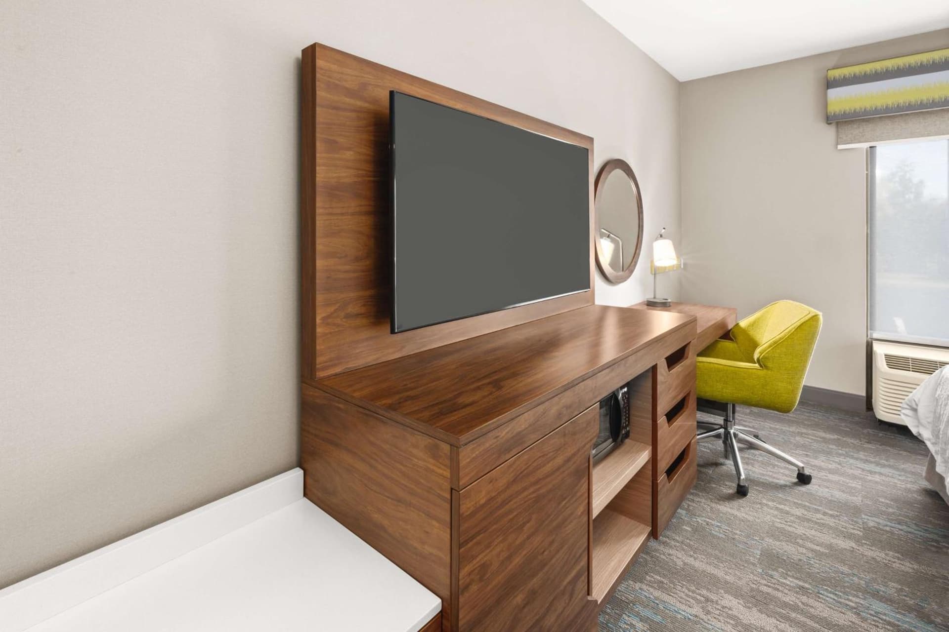 Hampton Inn Seekonk gallery photo in Seekonk, MA — image 40