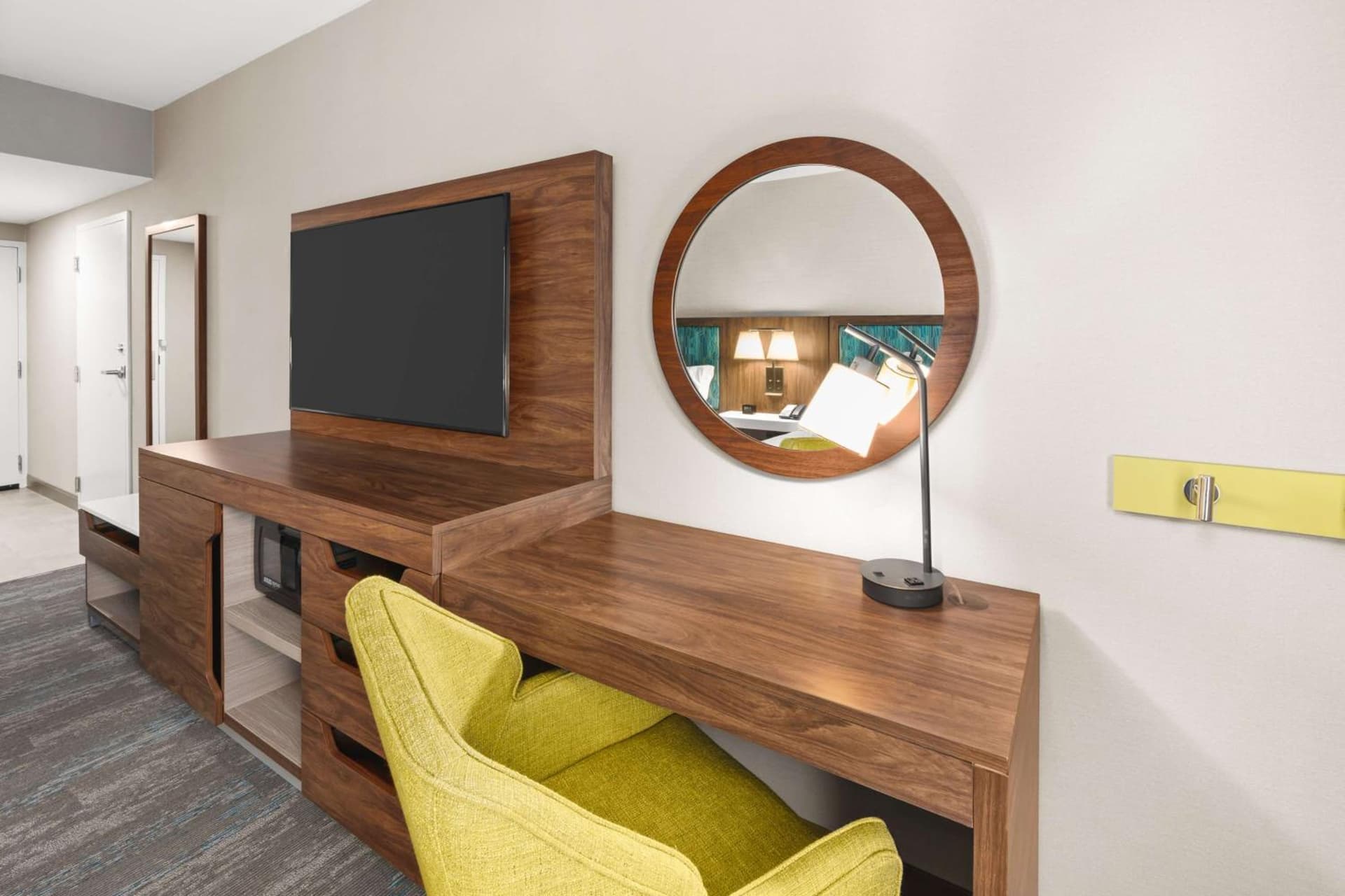 Hampton Inn Seekonk gallery photo in Seekonk, MA — image 35