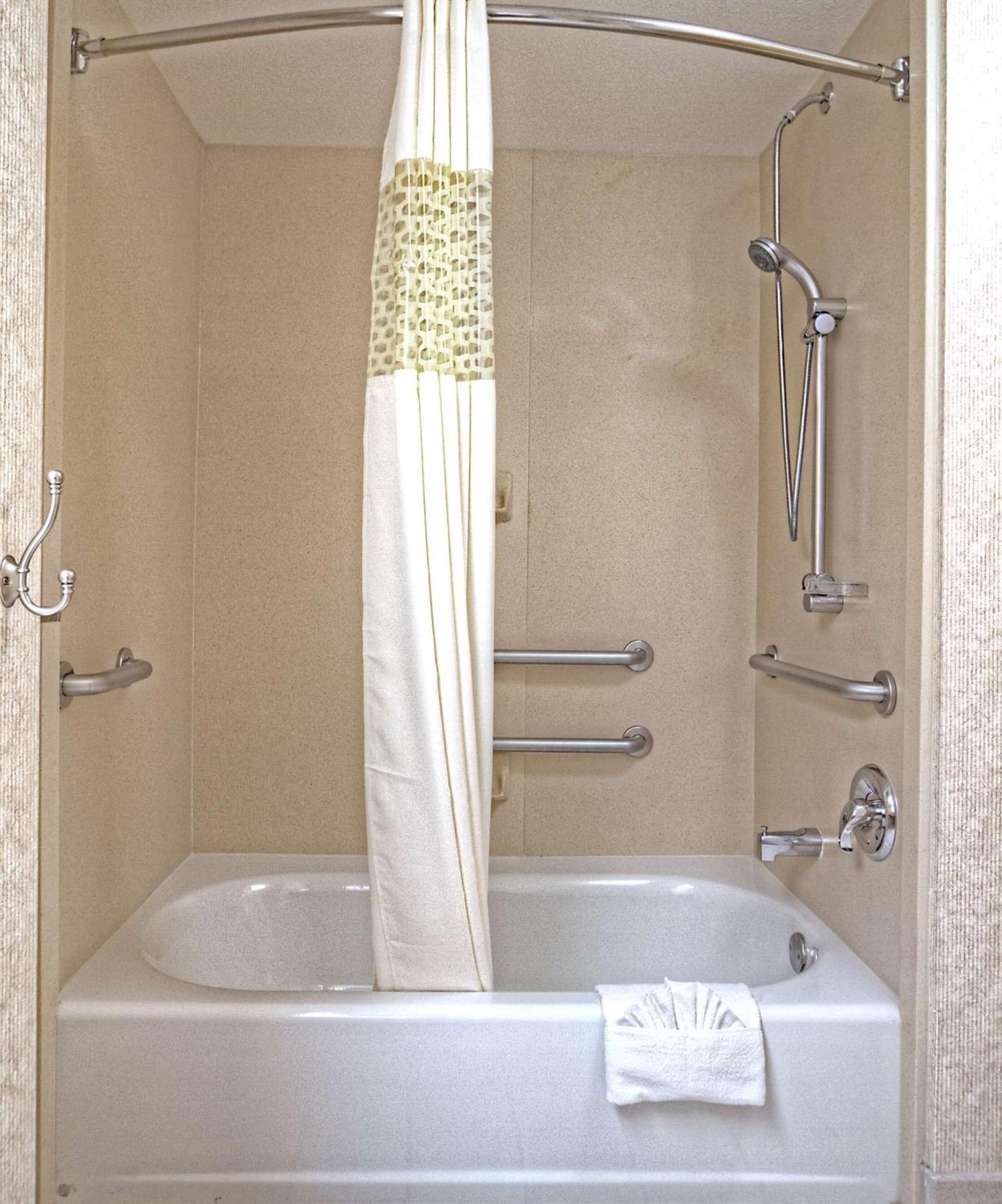 Hampton Inn Fremont gallery photo in Fremont, CA — image 13