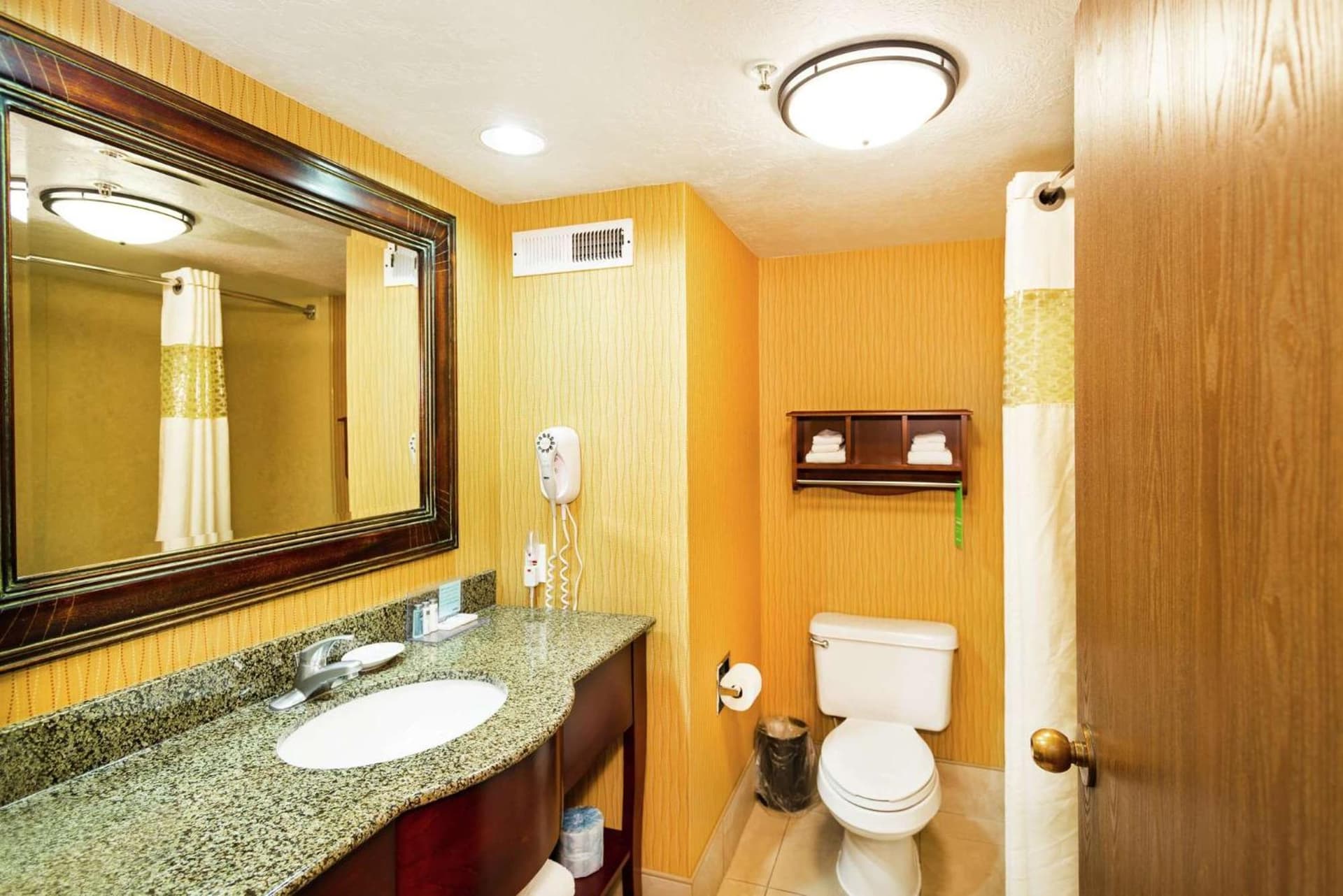 Hampton Inn St. George gallery photo in St. George, UT — image 27