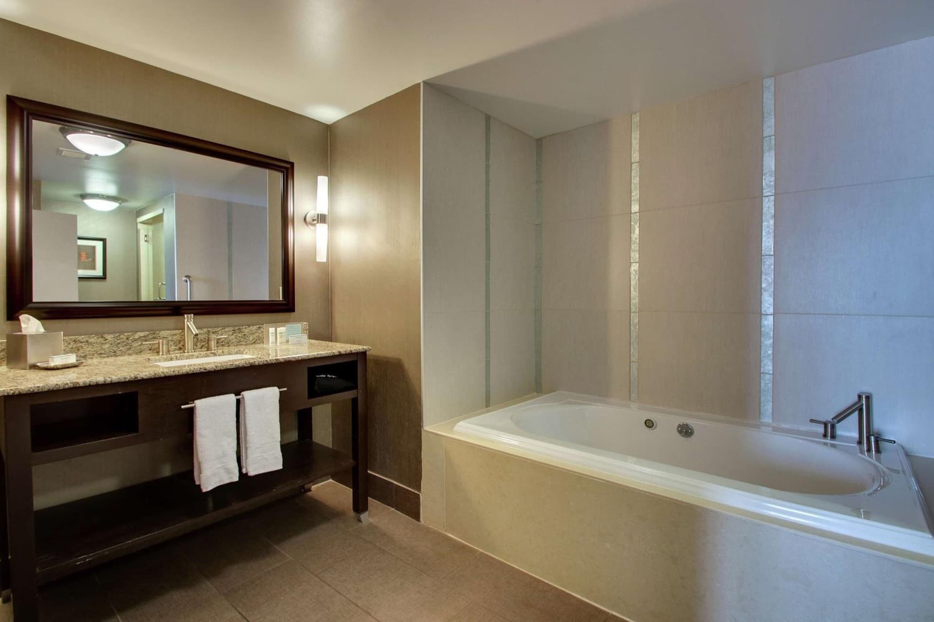 Hampton Inn & Suites Shreveport gallery photo in Shreveport, LA — image 24