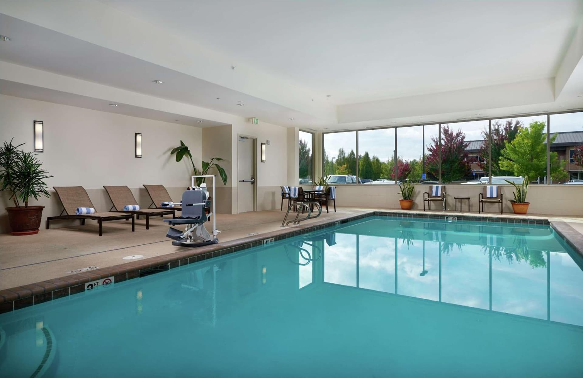 Hampton Inn and Suites Salem gallery photo in Salem, OR — image 4