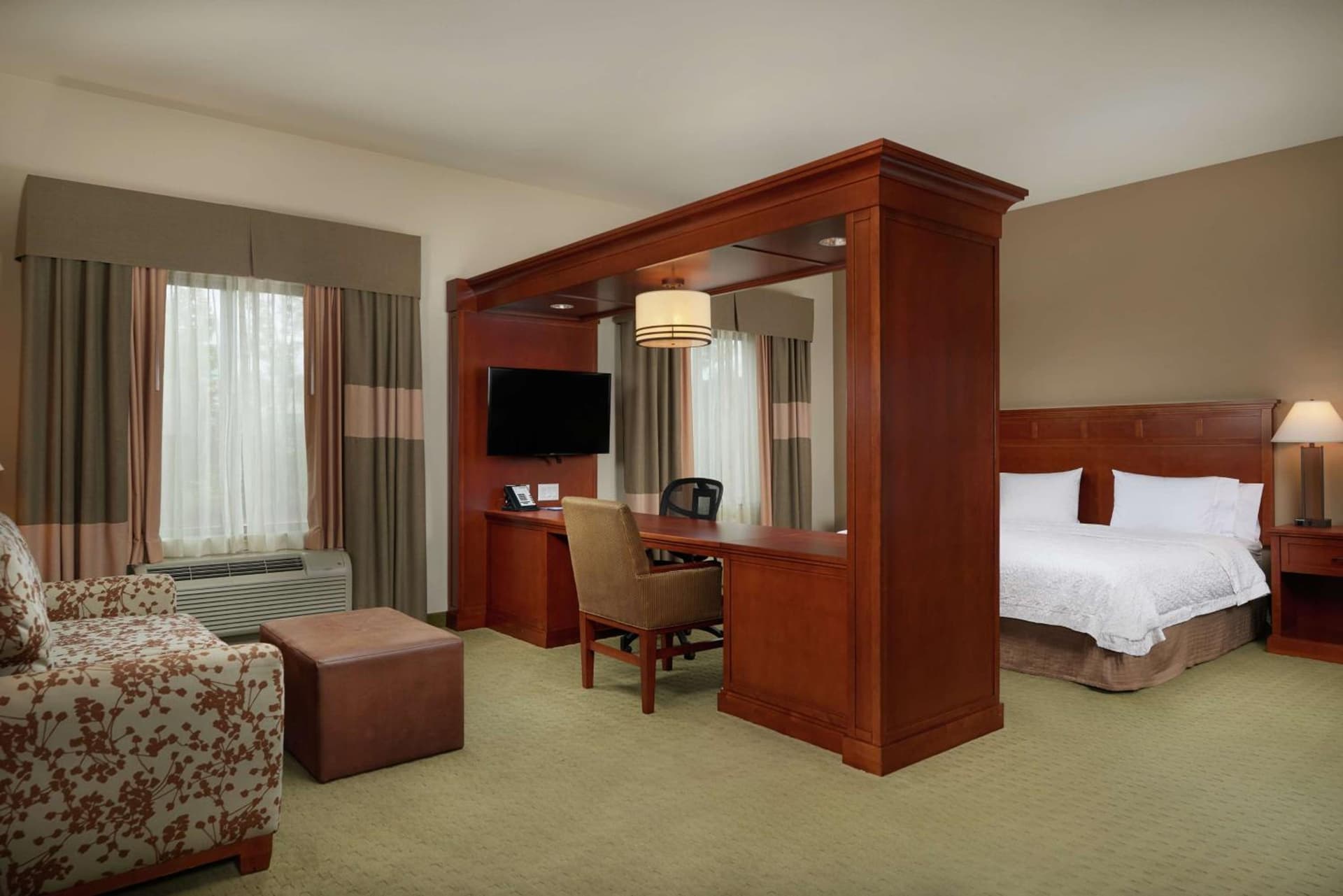 Hampton Inn and Suites Salem gallery photo in Salem, OR — image 23