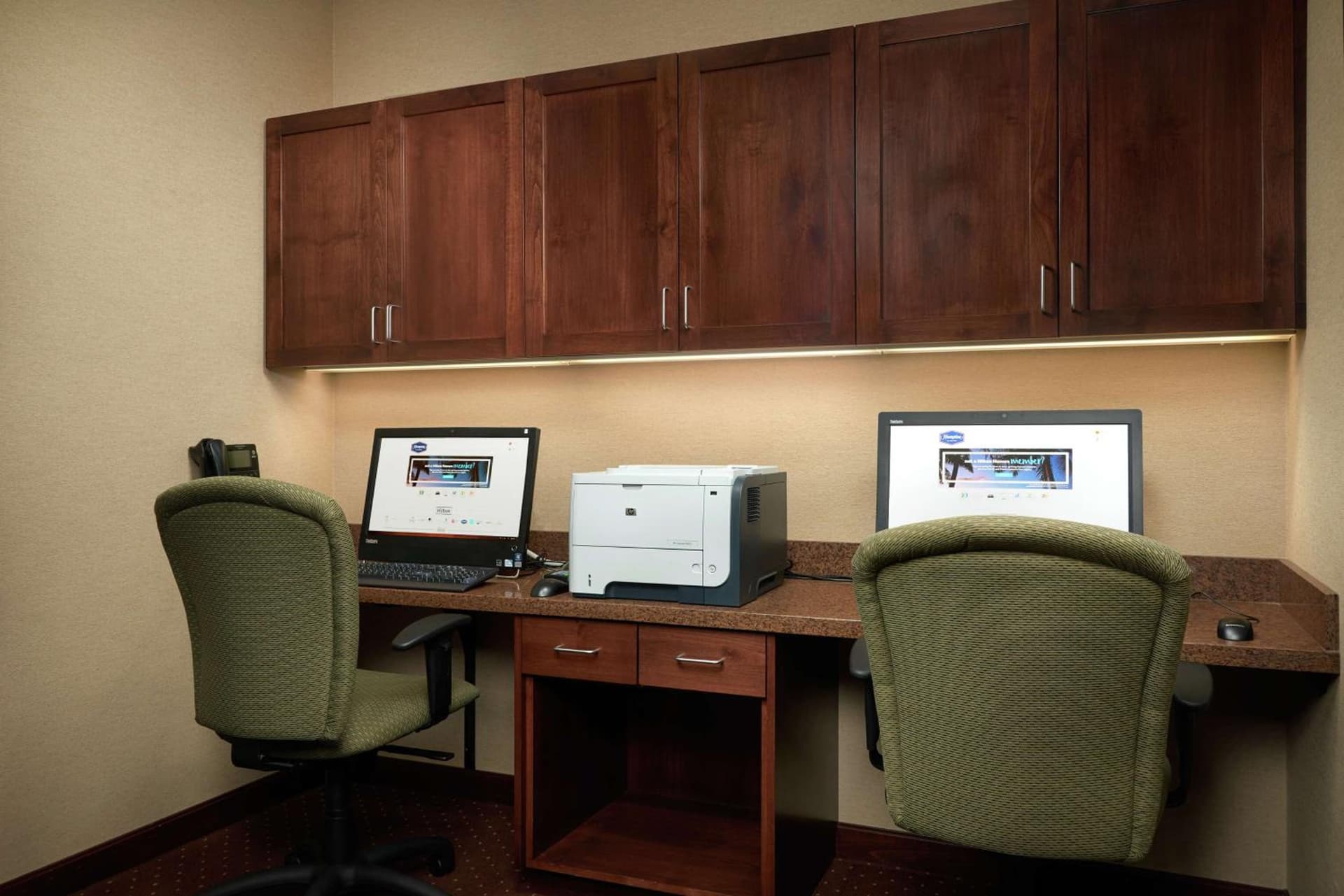 Hampton Inn and Suites Salem gallery photo in Salem, OR — image 22