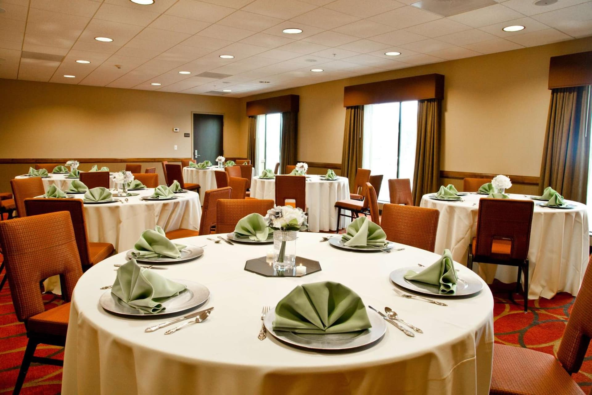 Hampton Inn & Suites Salinas gallery photo in Salinas, CA — image 13