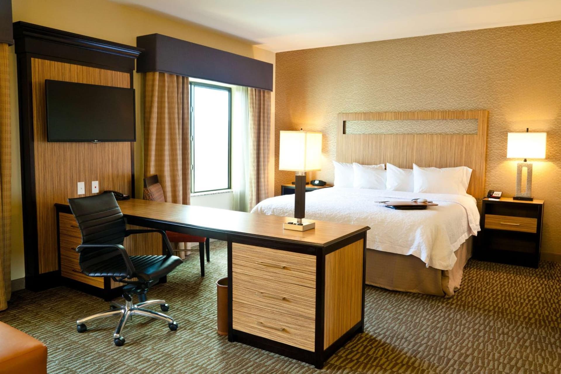 Hampton Inn & Suites Salinas gallery photo in Salinas, CA — image 27