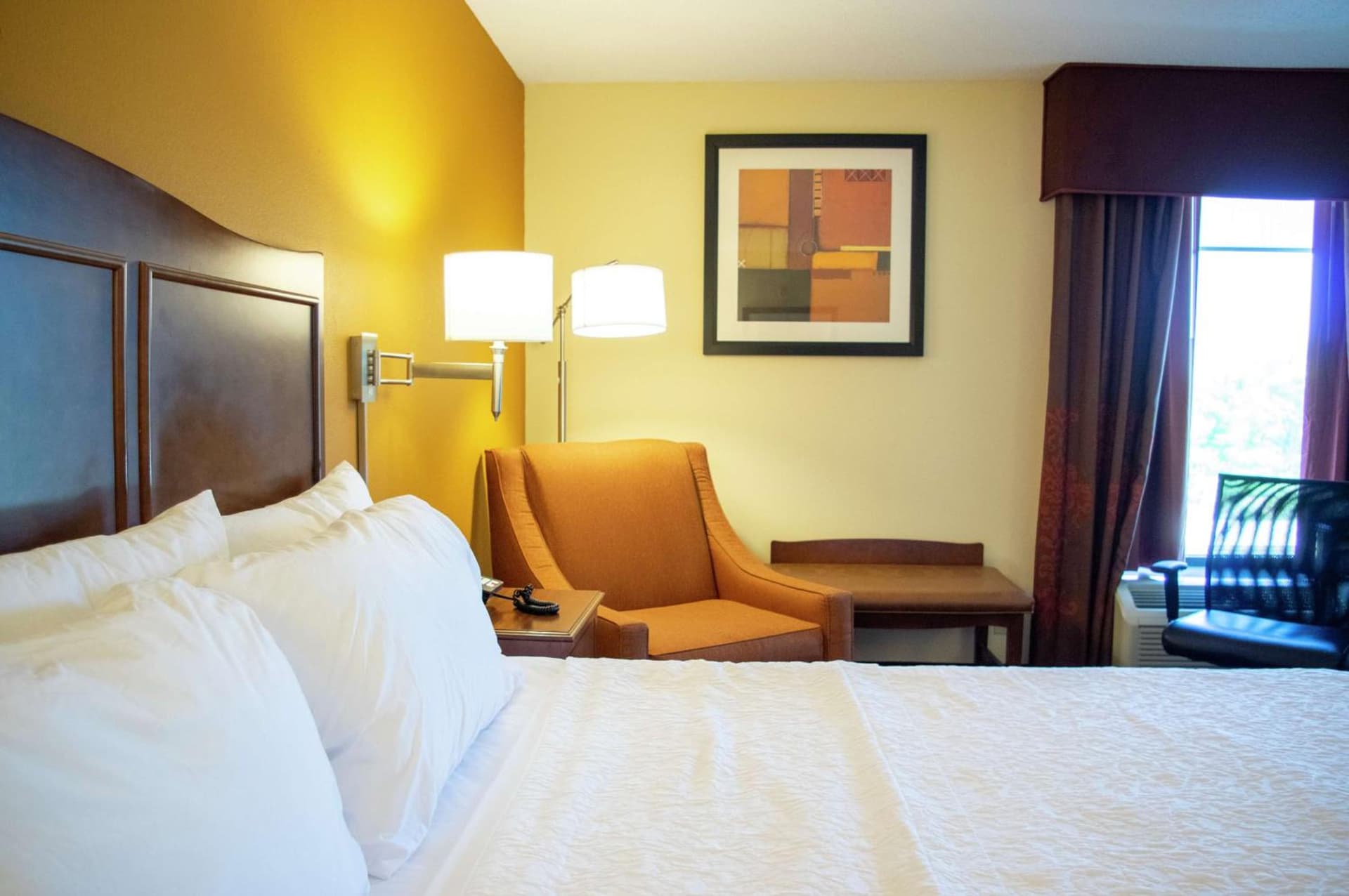 Hampton Inn St. Louis-Chesterfield interior in Chesterfield, MO — gallery photo 2