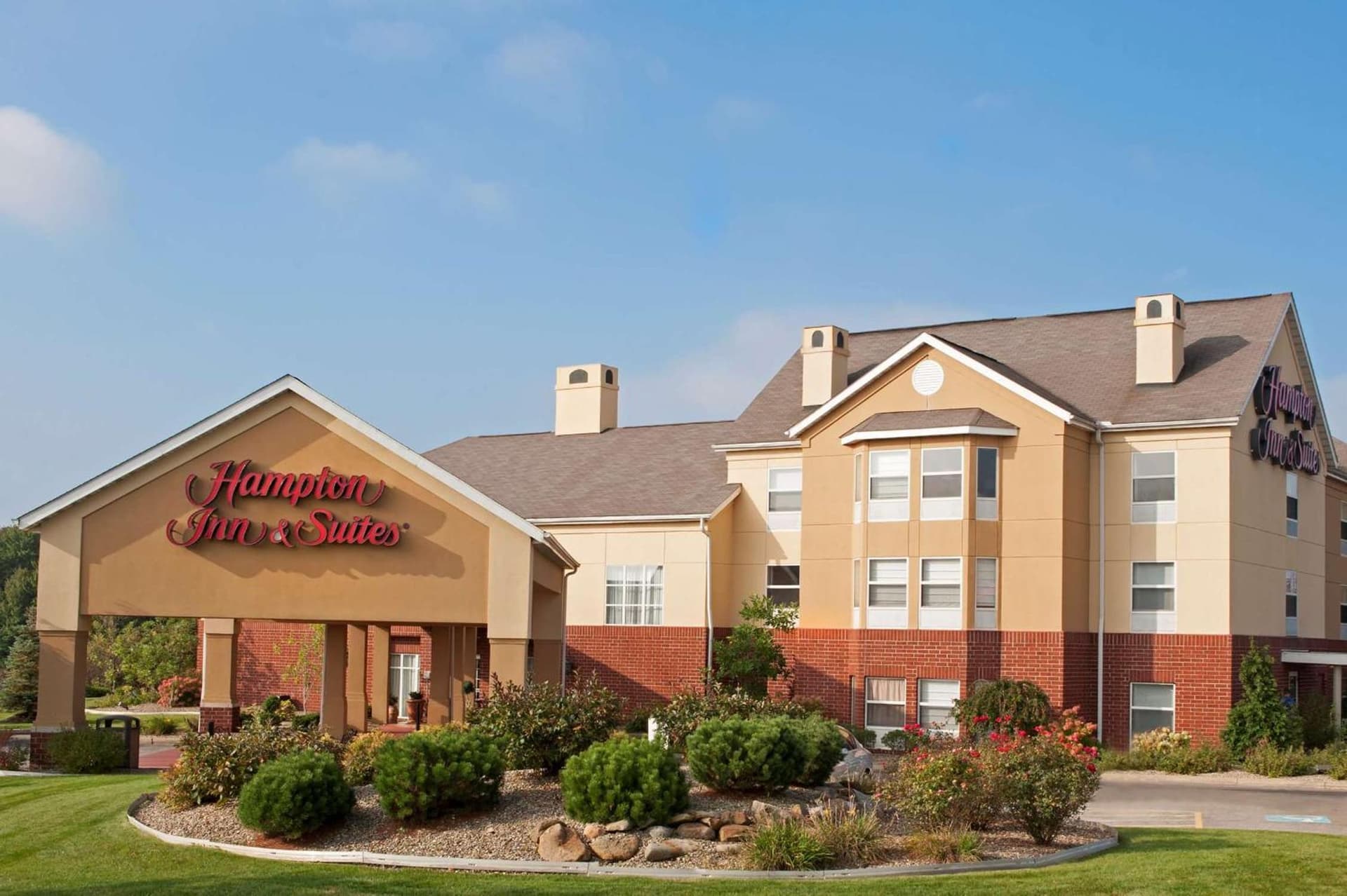 Hampton Inn & Suites Cleveland-Southeast-Streetsboro featured exterior or lobby in Streetsboro, OH — similar hotel