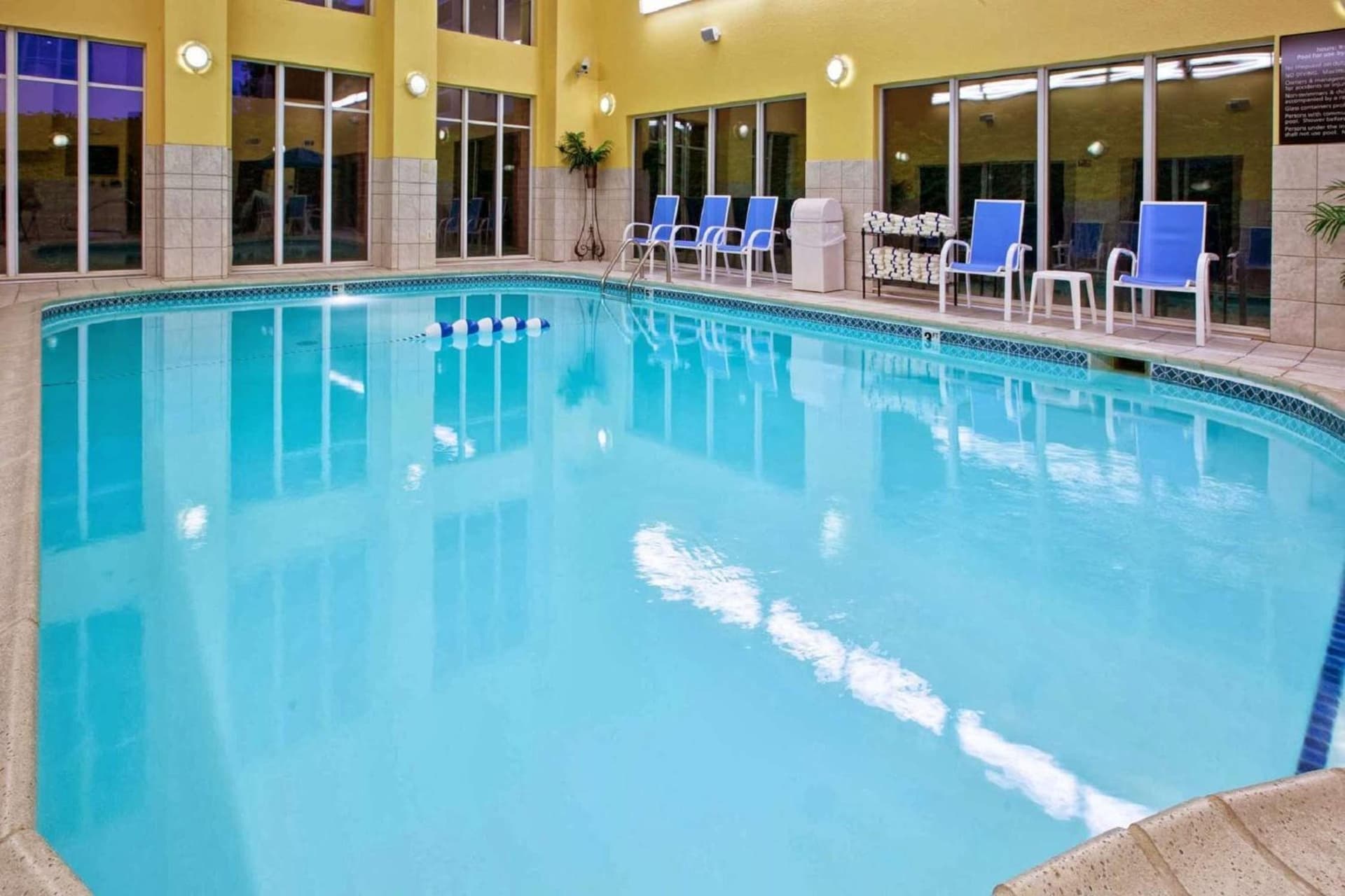 Hampton Inn & Suites Cleveland-Southeast-Streetsboro gallery photo in Streetsboro, OH — image 22