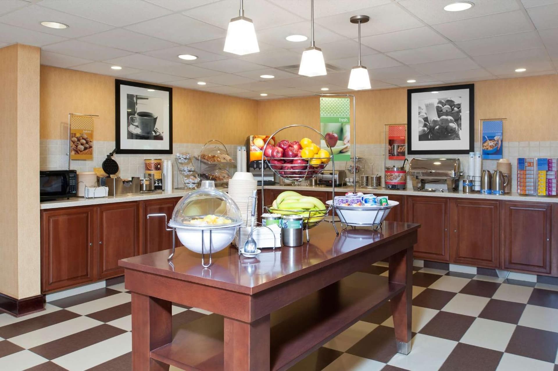 Hampton Inn & Suites Cleveland-Southeast-Streetsboro gallery photo in Streetsboro, OH — image 24