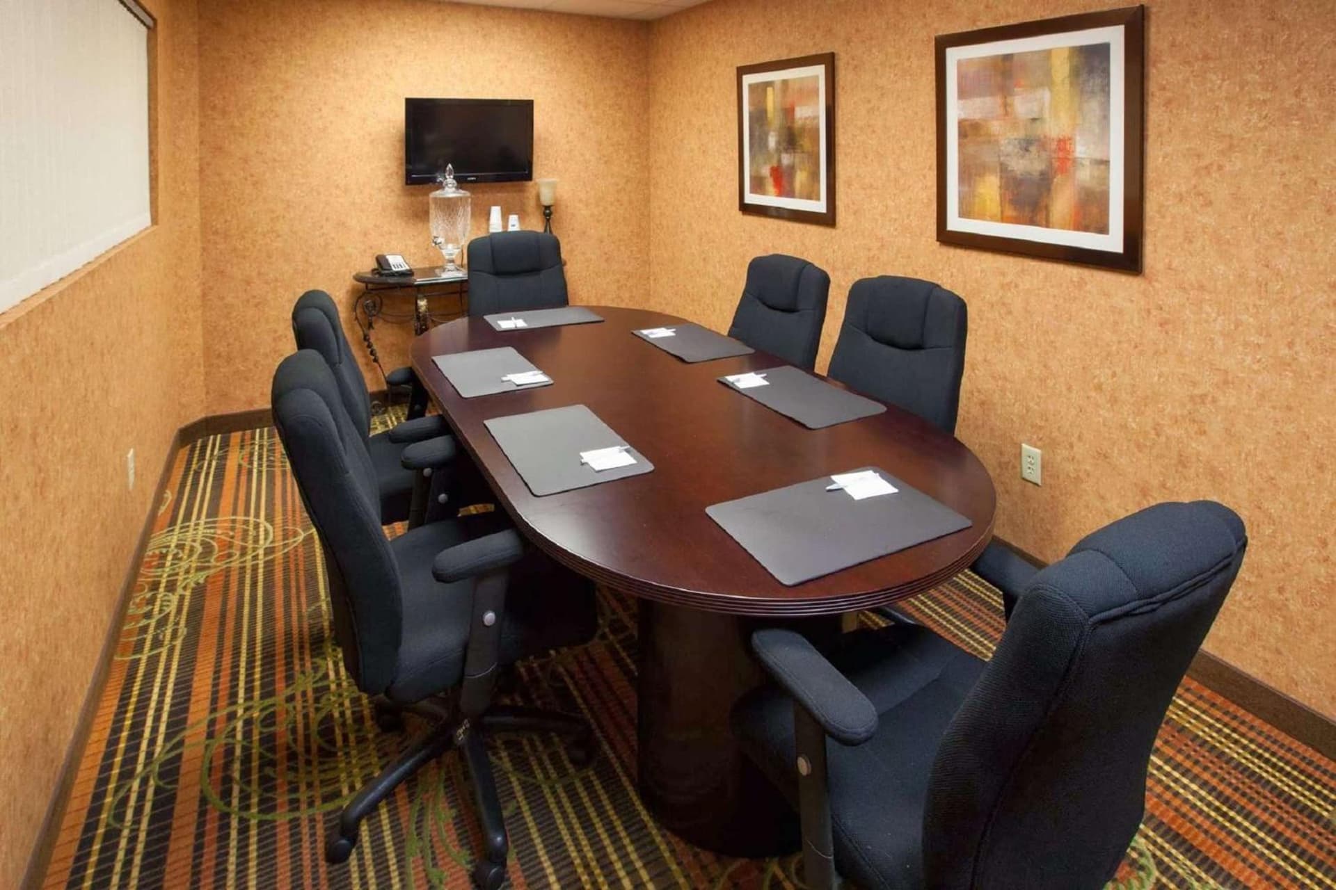 Hampton Inn & Suites Cleveland-Southeast-Streetsboro gallery photo in Streetsboro, OH — image 9