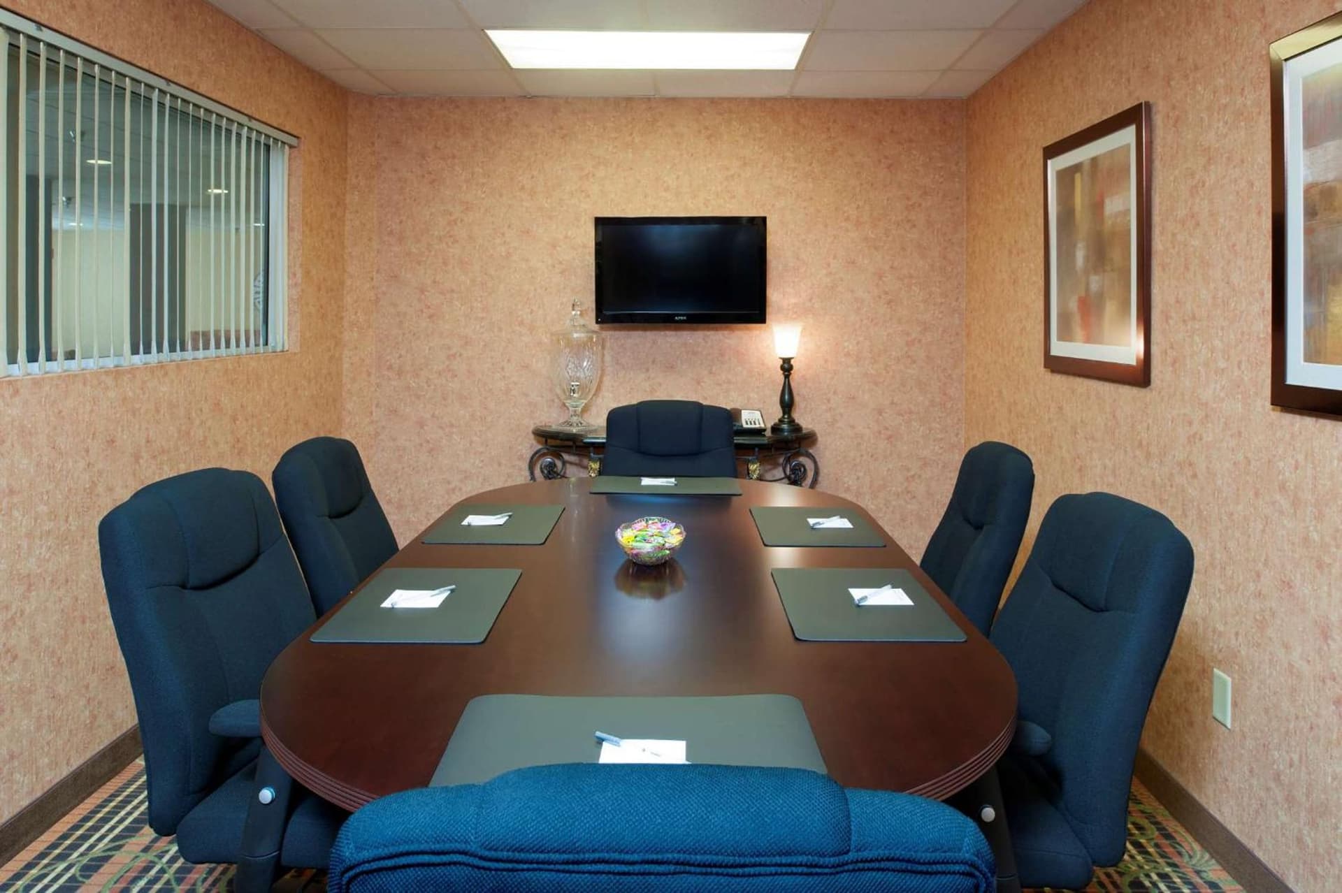 Hampton Inn & Suites Cleveland-Southeast-Streetsboro gallery photo in Streetsboro, OH — image 29