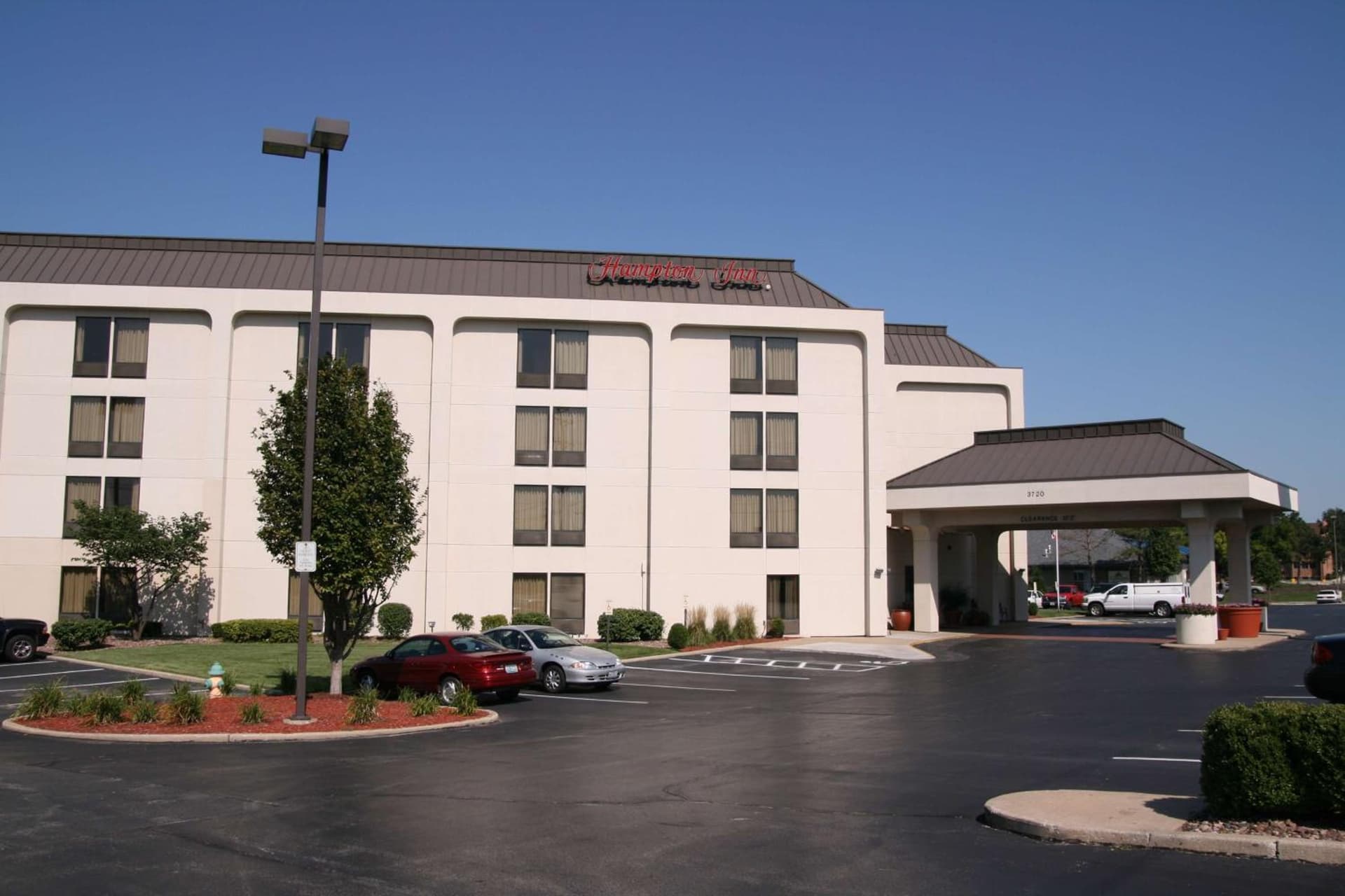 Hampton Inn St Charles St Peters property views in St. Charles, MO — gallery photo 3