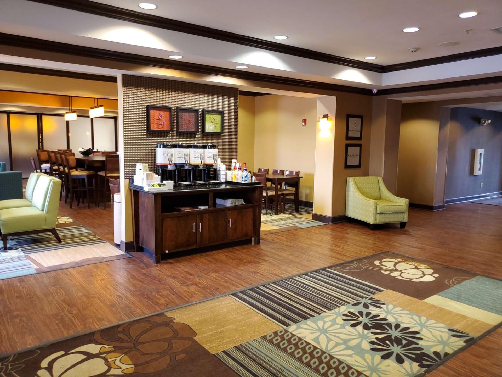 Hampton Inn Stow property views in Stow, OH — gallery photo 3