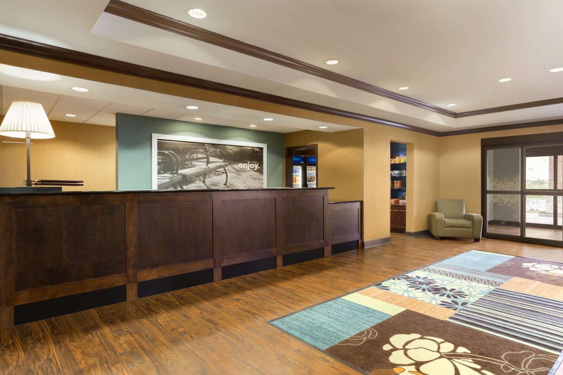 Hampton Inn Stow interior in Stow, OH — gallery photo 2