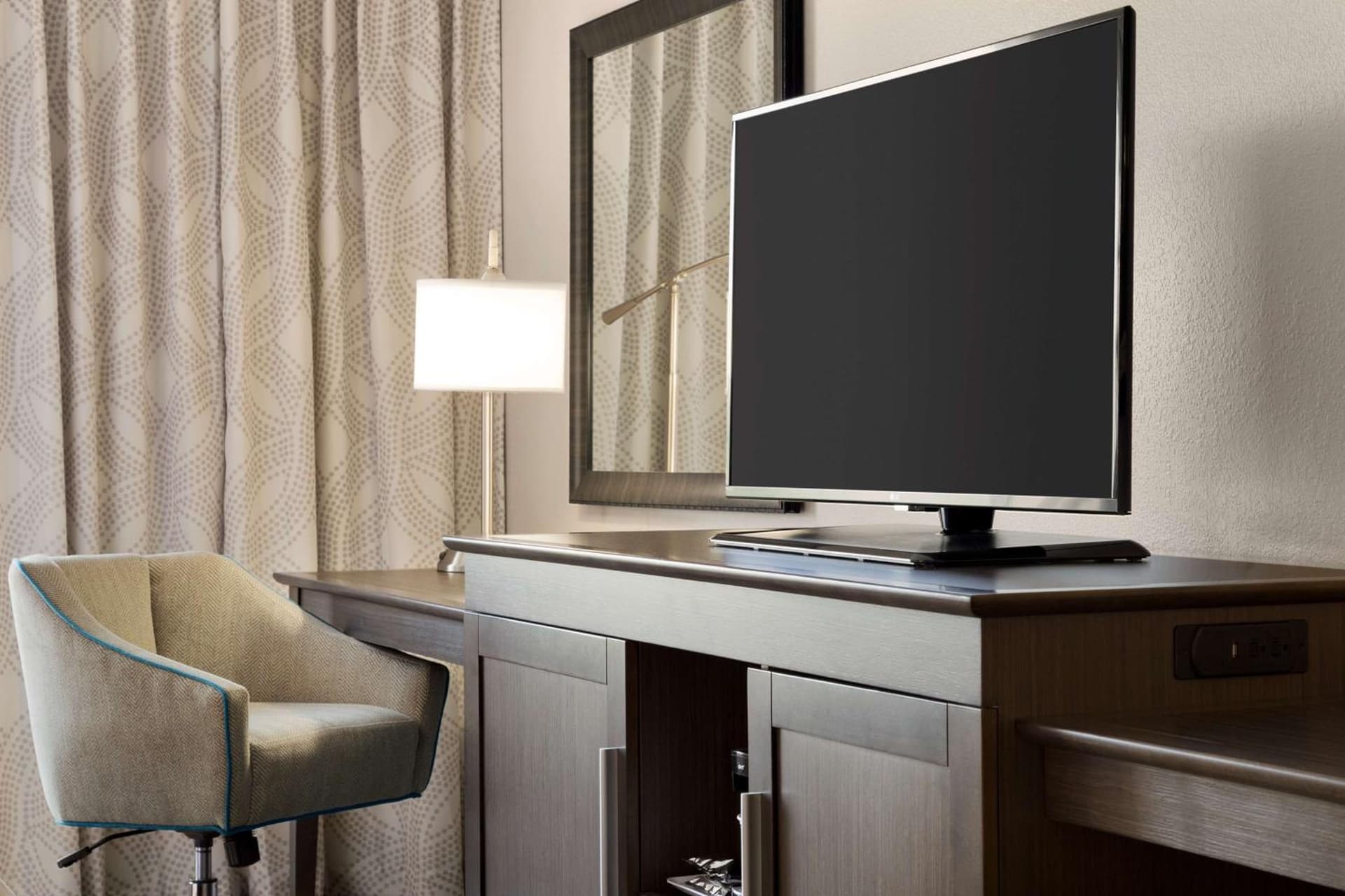 Hampton Inn Stow gallery photo in Stow, OH — image 13