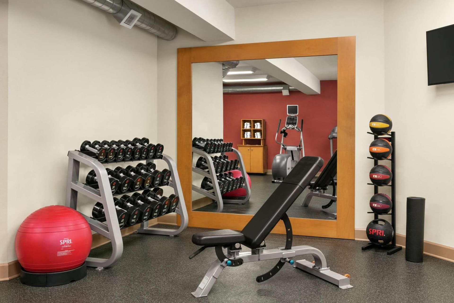 Homewood Suites Syracuse-Liverpool gallery photo in Liverpool, NY — image 22