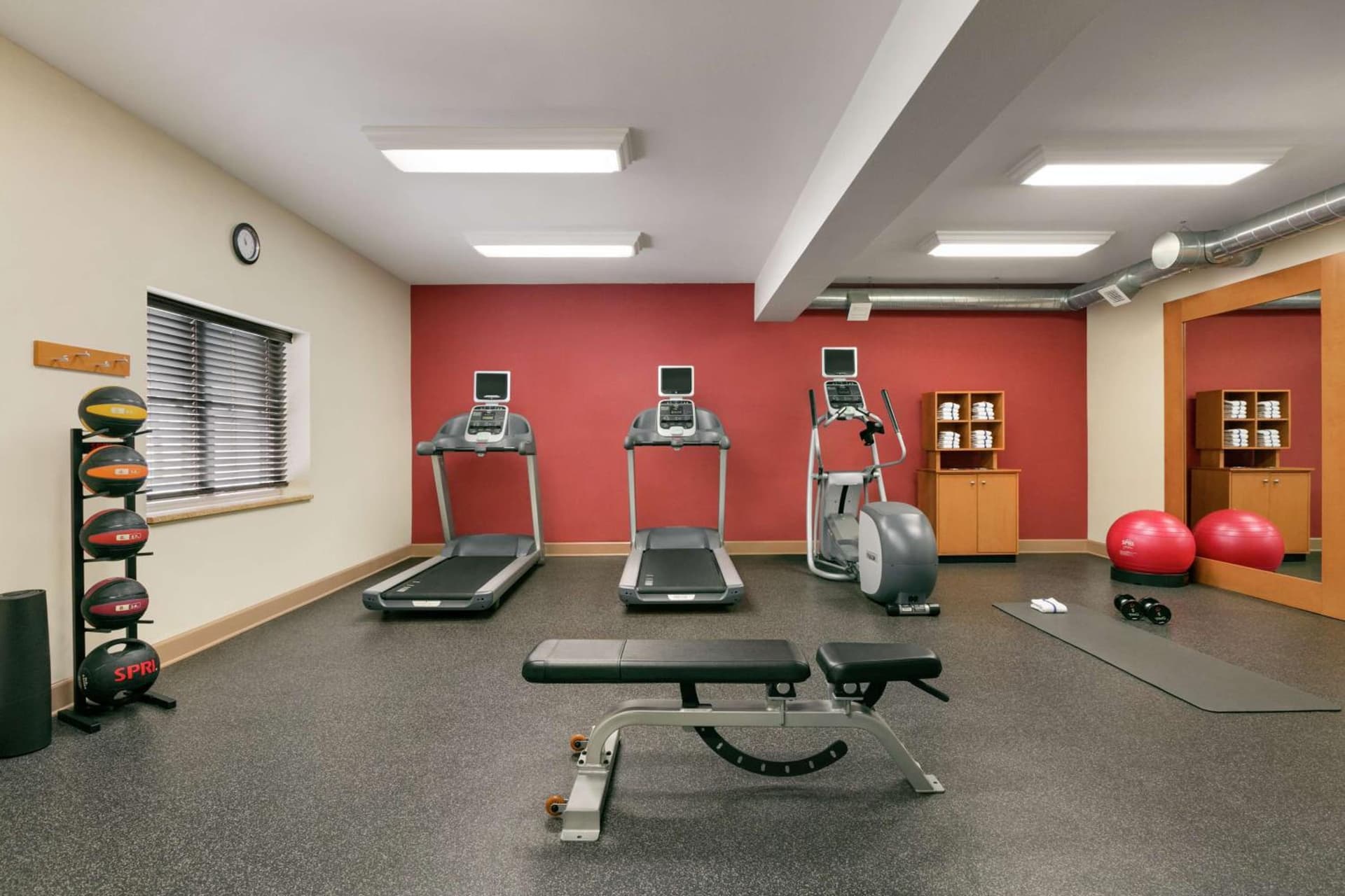 Homewood Suites Syracuse-Liverpool gallery photo in Liverpool, NY — image 32