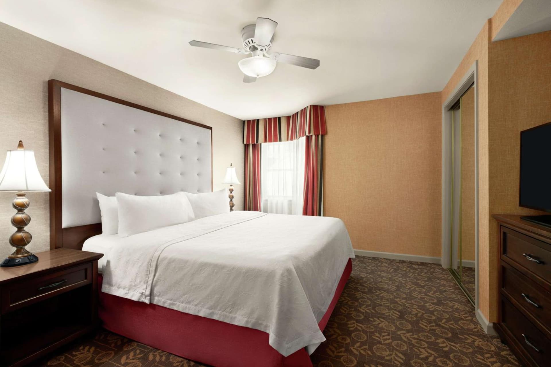 Homewood Suites Syracuse-Liverpool gallery photo in Liverpool, NY — image 11