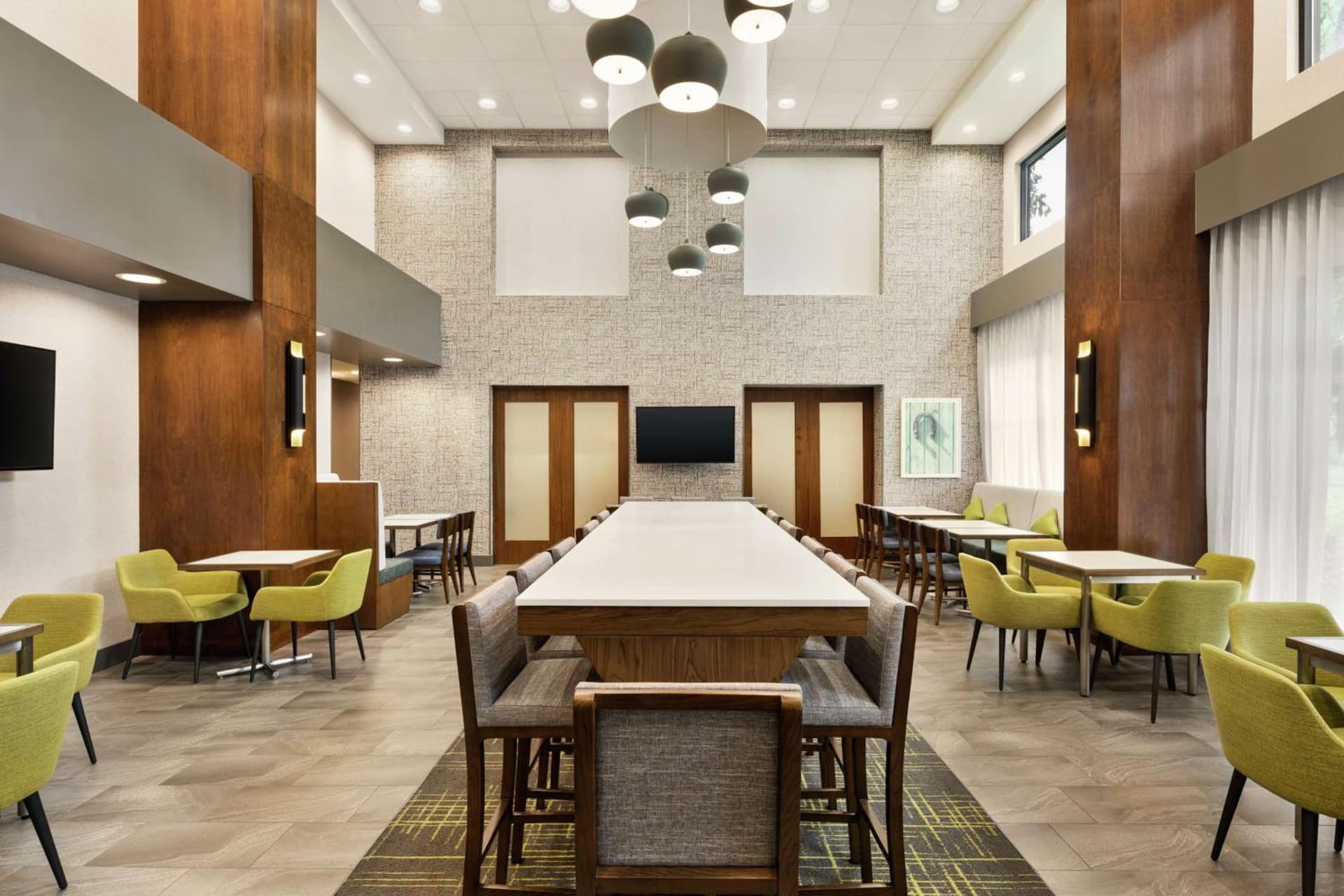 Hampton Inn & Suites Tacoma/Puyallup gallery photo in Puyallup, WA — image 24