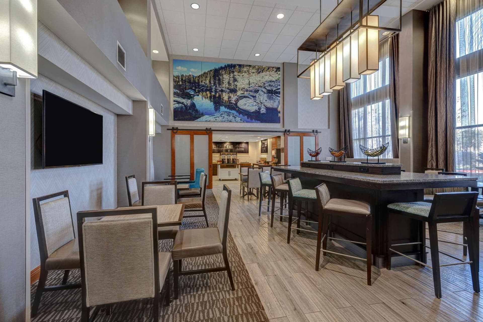 Hampton Inn & Suites Tulare property views in Tulare, CA — gallery photo 3