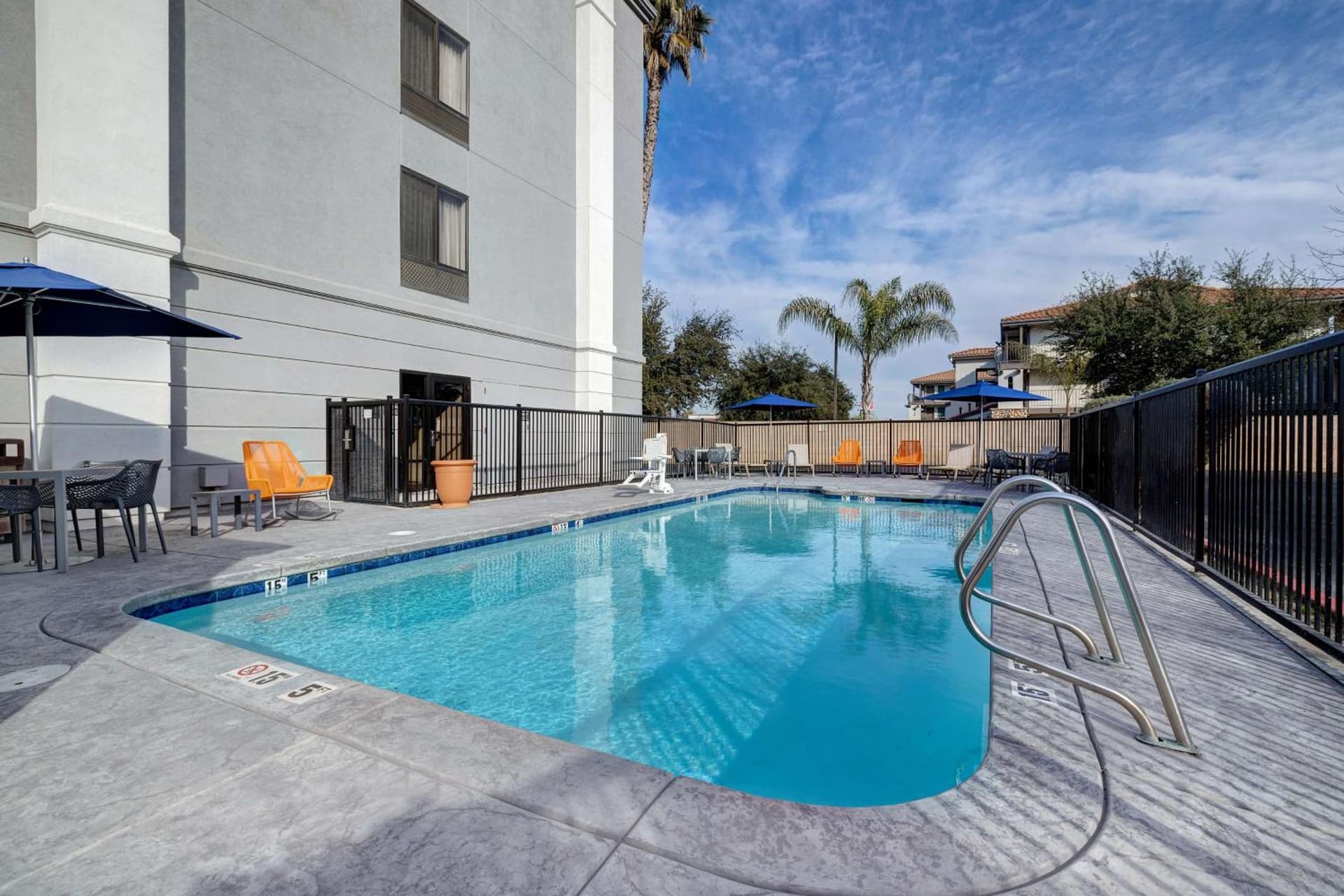 Hampton Inn & Suites Tulare gallery photo in Tulare, CA — image 45