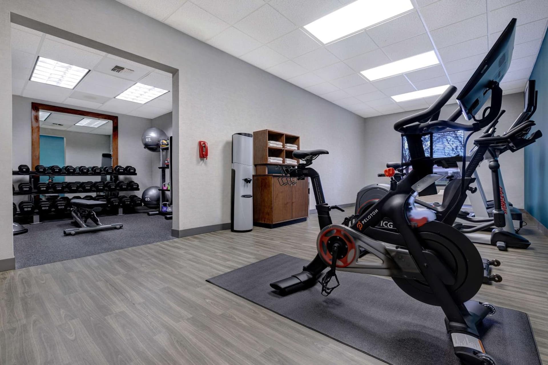 Hampton Inn & Suites Tulare gallery photo in Tulare, CA — image 24