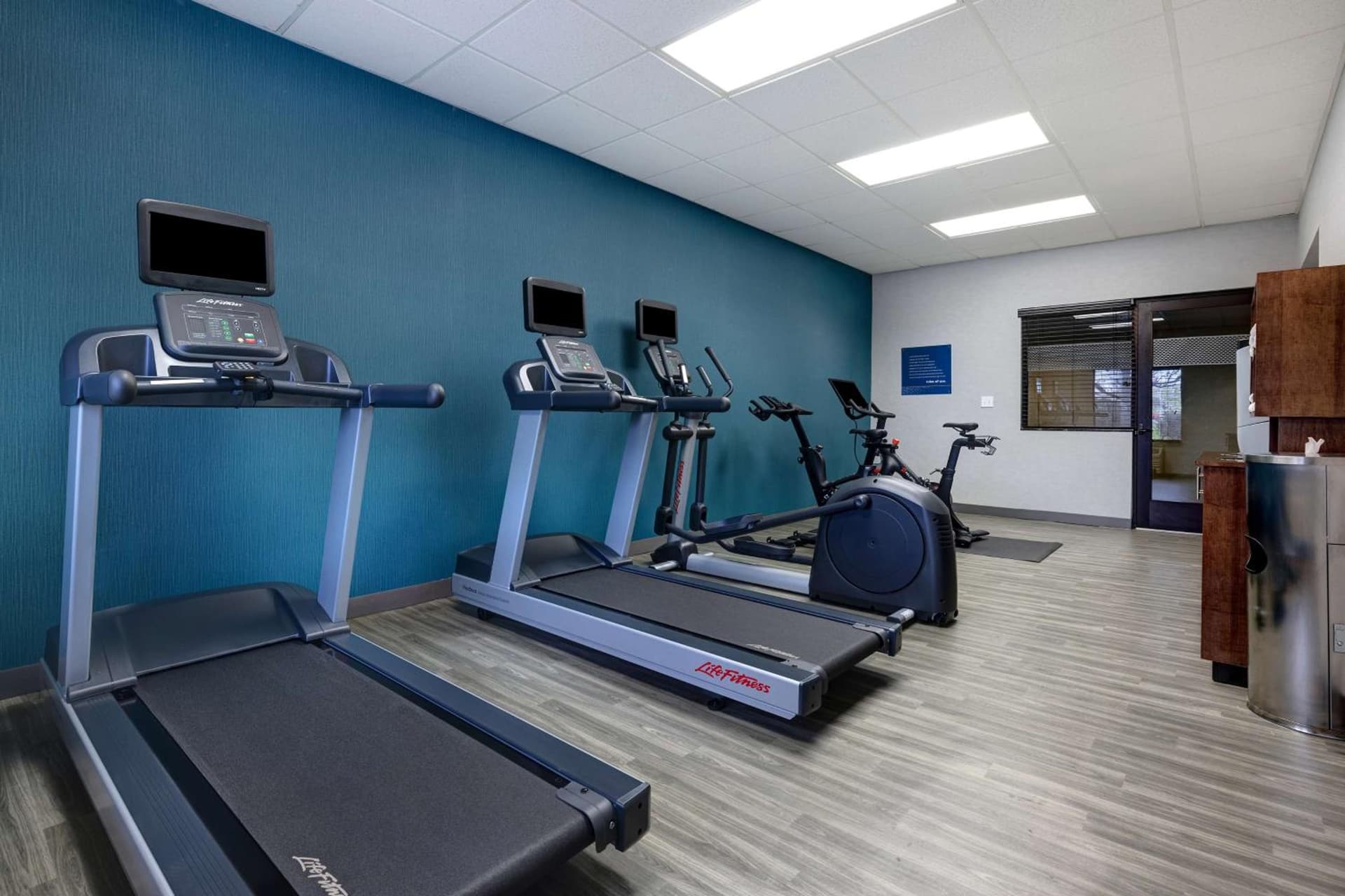 Hampton Inn & Suites Tulare gallery photo in Tulare, CA — image 37