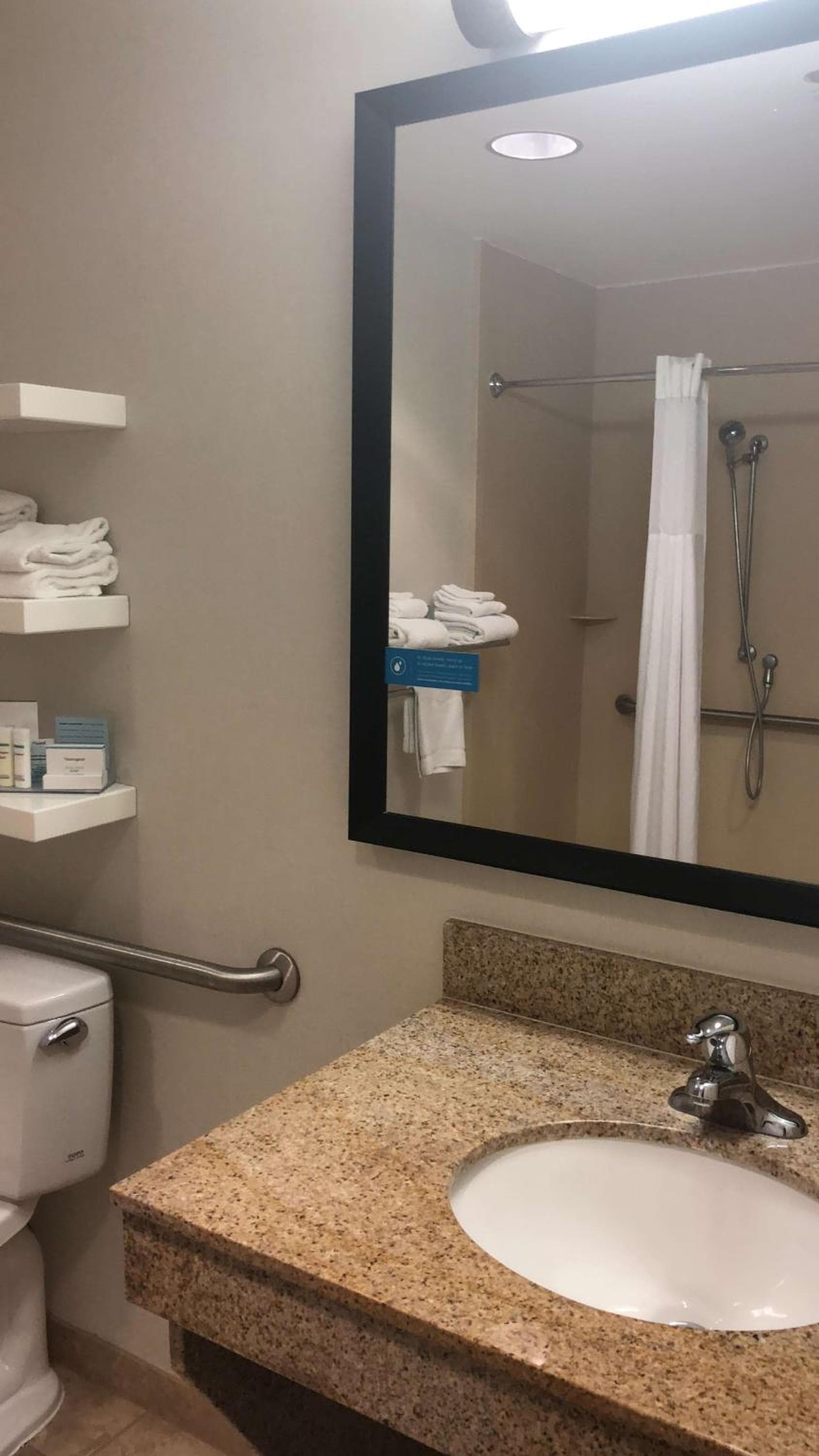 Hampton Inn & Suites Tulare gallery photo in Tulare, CA — image 14