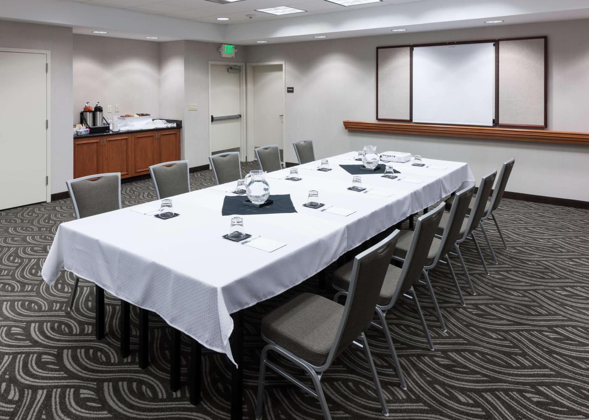 Hampton Inn & Suites Tulare gallery photo in Tulare, CA — image 10